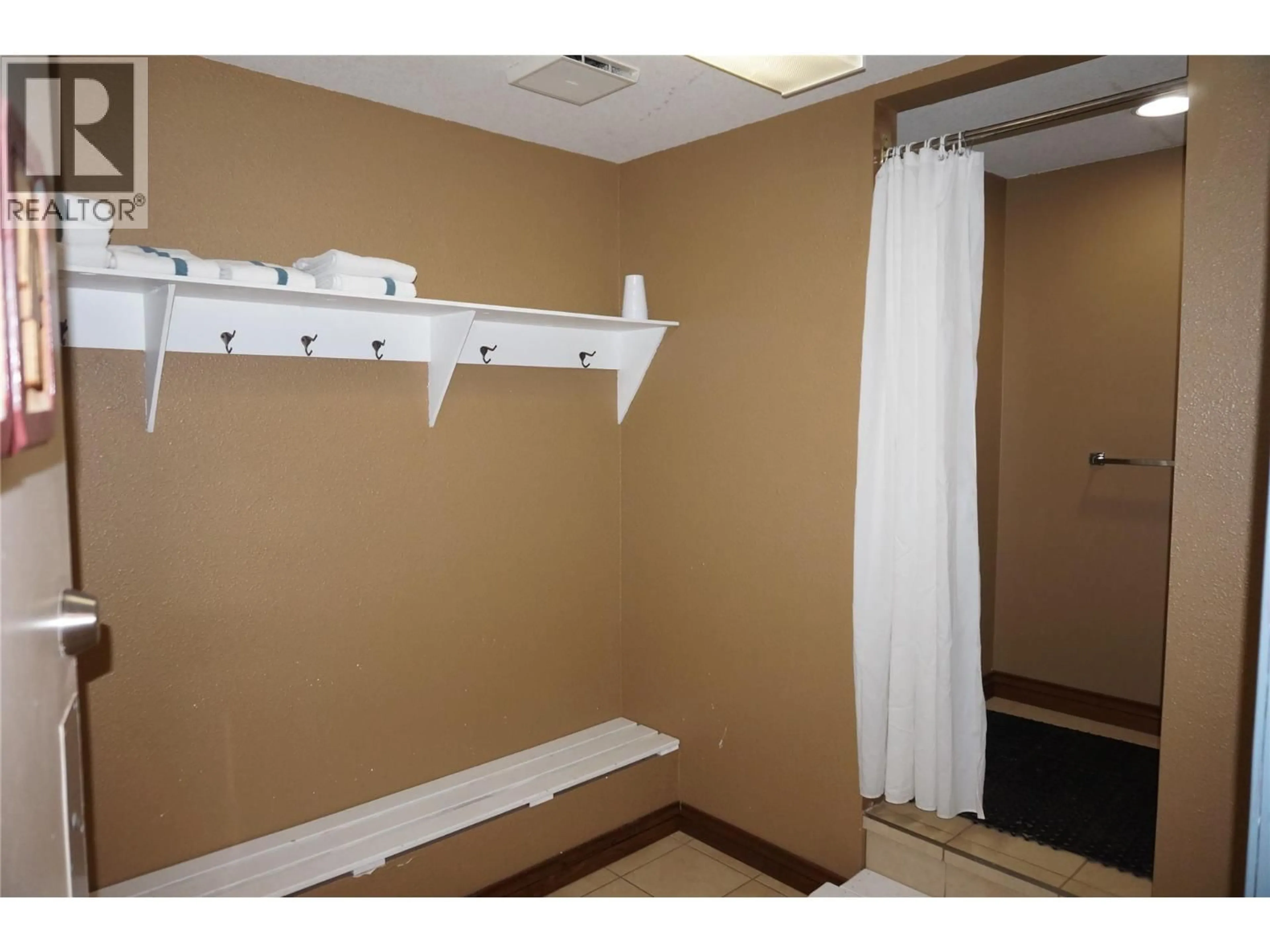 Unknown for 433/434 - 152 SILVER LODE LANE, Silver Star British Columbia V1B3M1