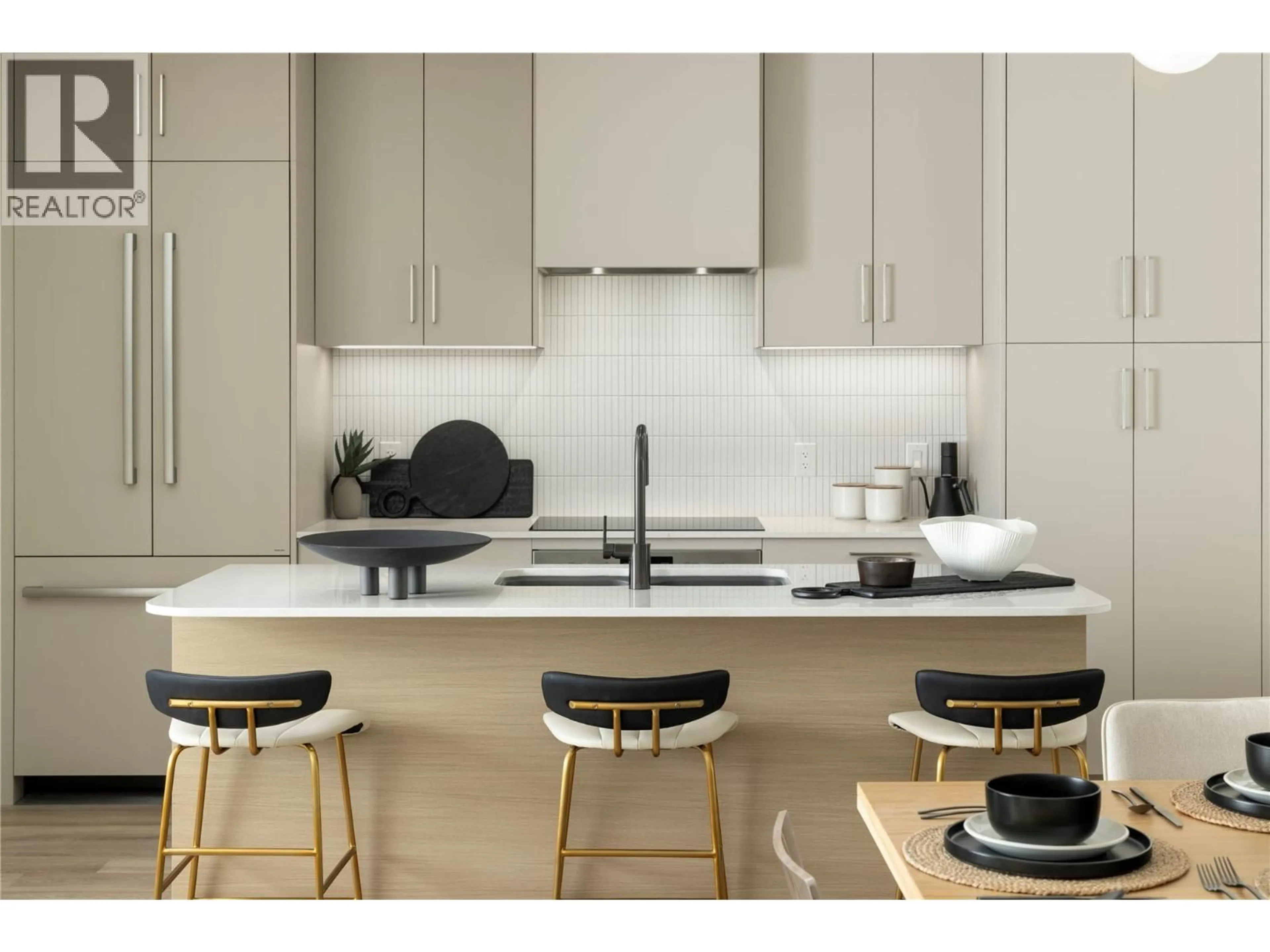 Contemporary kitchen, unknown for 3309 WATT ROAD, Kelowna British Columbia V1W3S9