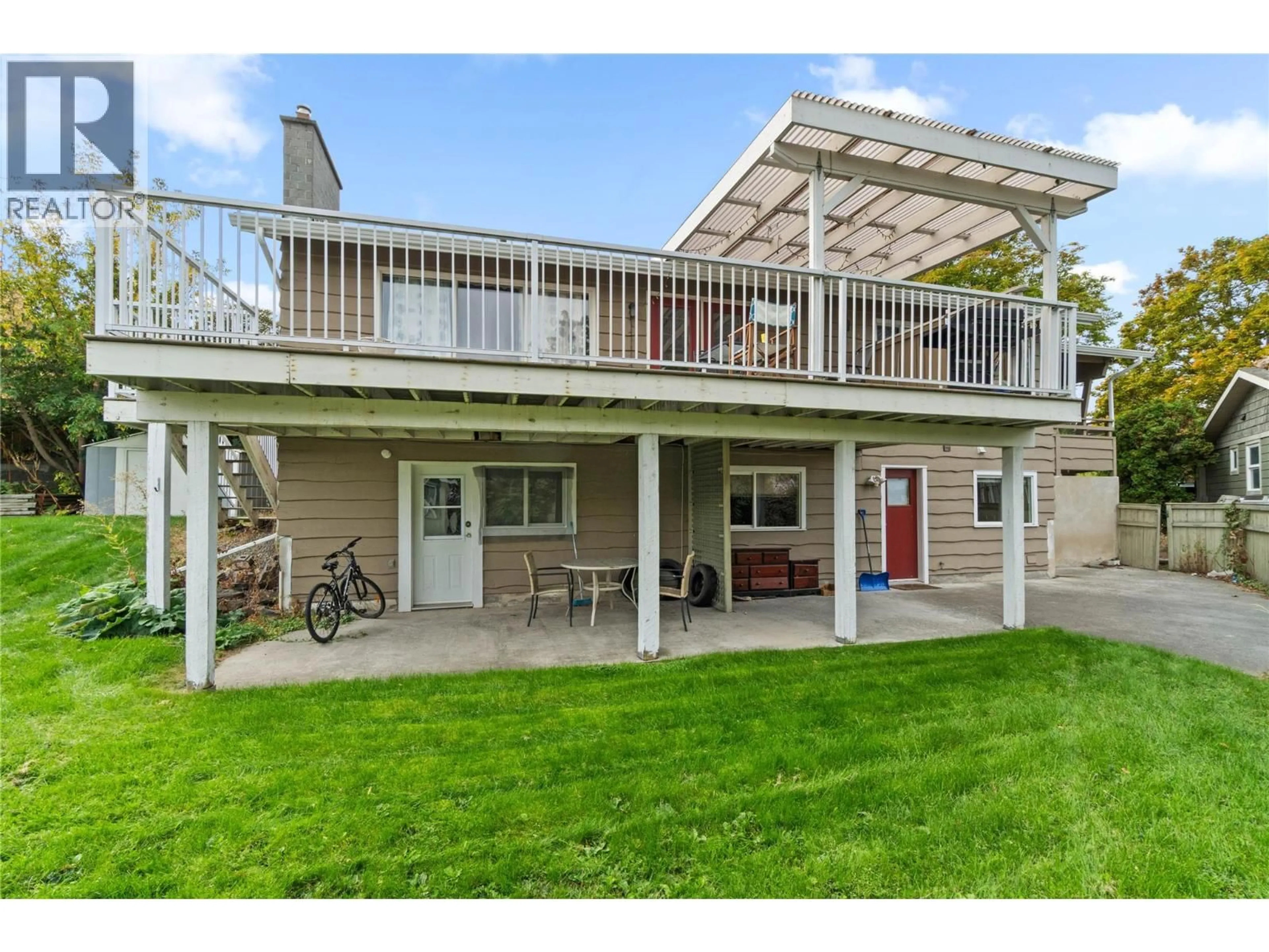 Patio, water/lake/river/ocean view for 209 BESTWICK E COURT, Kamloops British Columbia V2C1R9