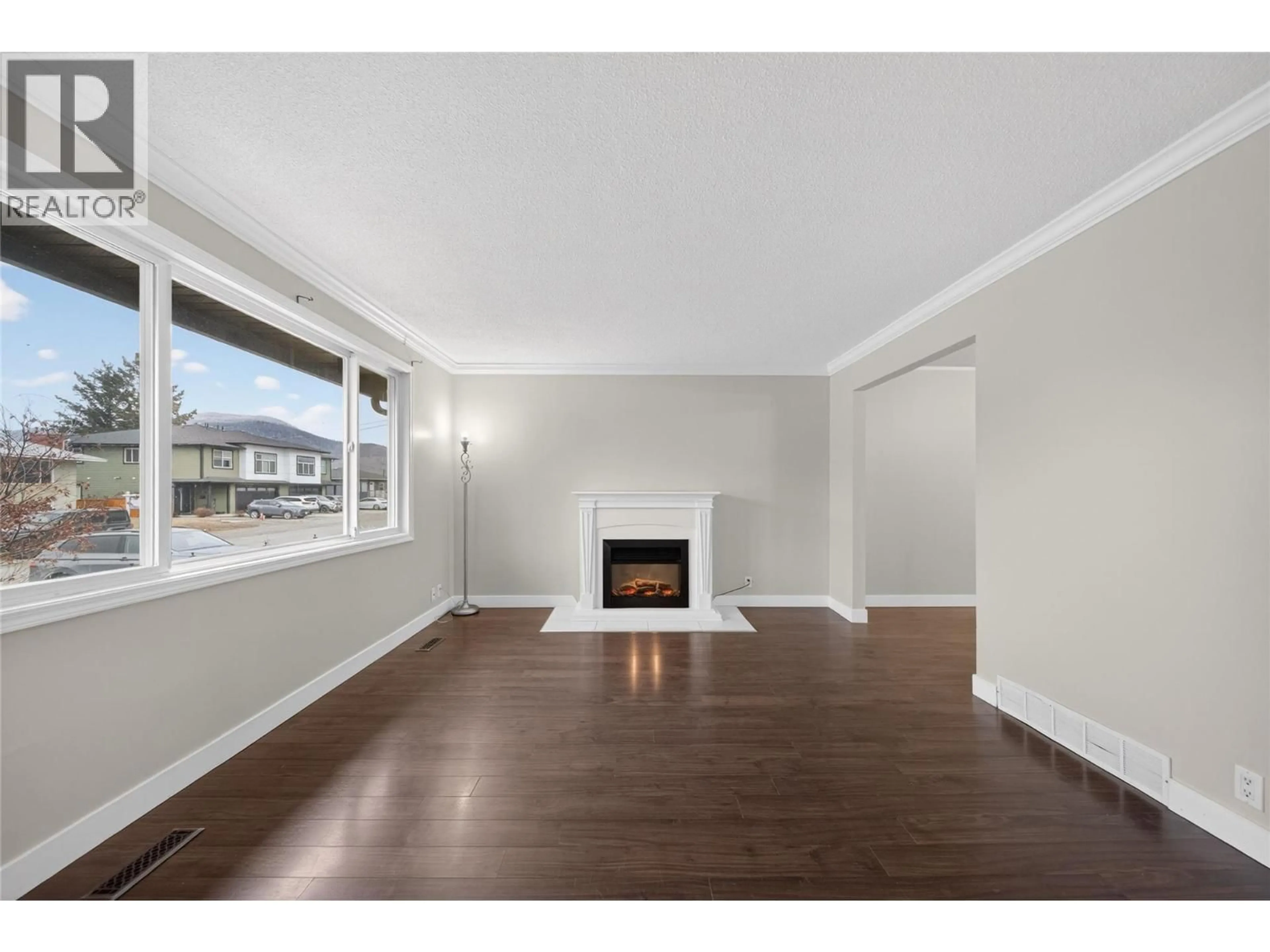 A pic of a room for 1153 LETHBRIDGE AVENUE, Kamloops British Columbia V2B1Y3