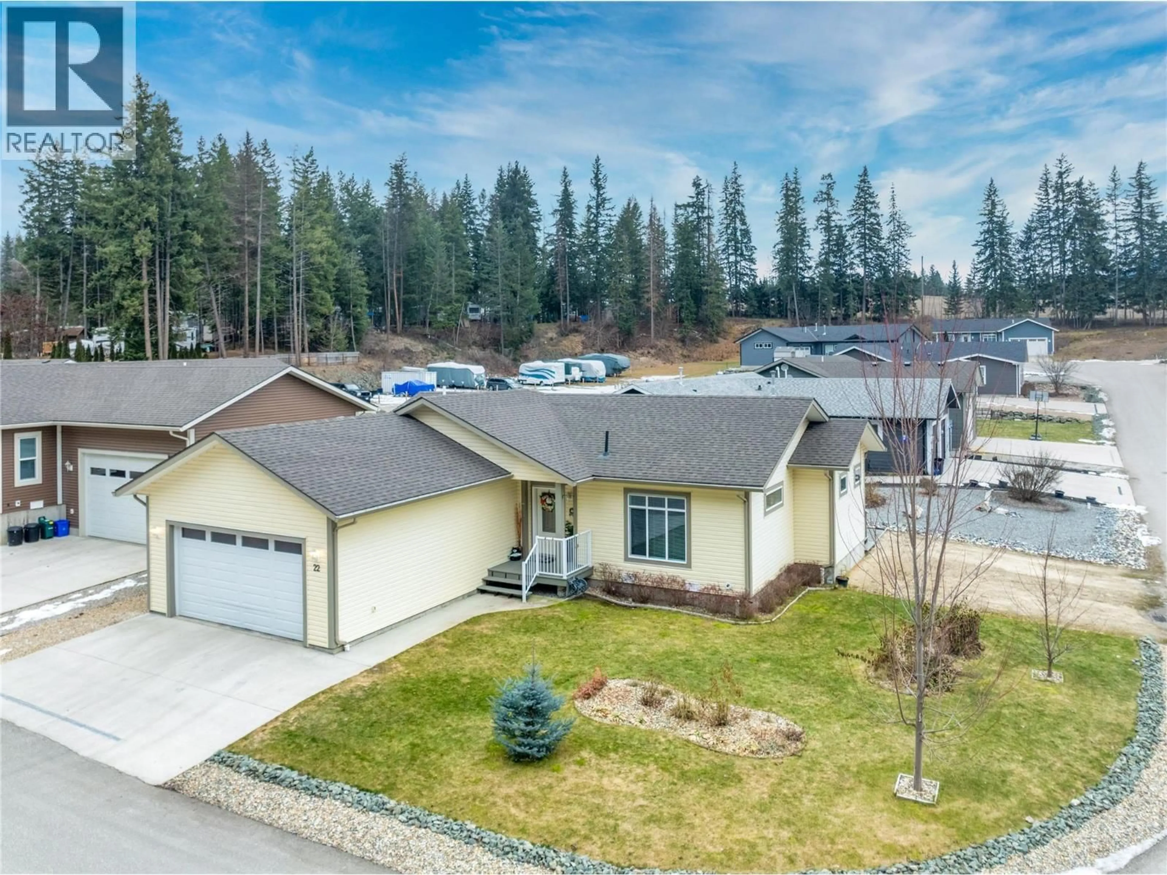 A pic from outside/outdoor area/front of a property/back of a property/a pic from drone, street for 22 - 481 97B HIGHWAY NORTHEAST, Salmon Arm British Columbia V1E1X5
