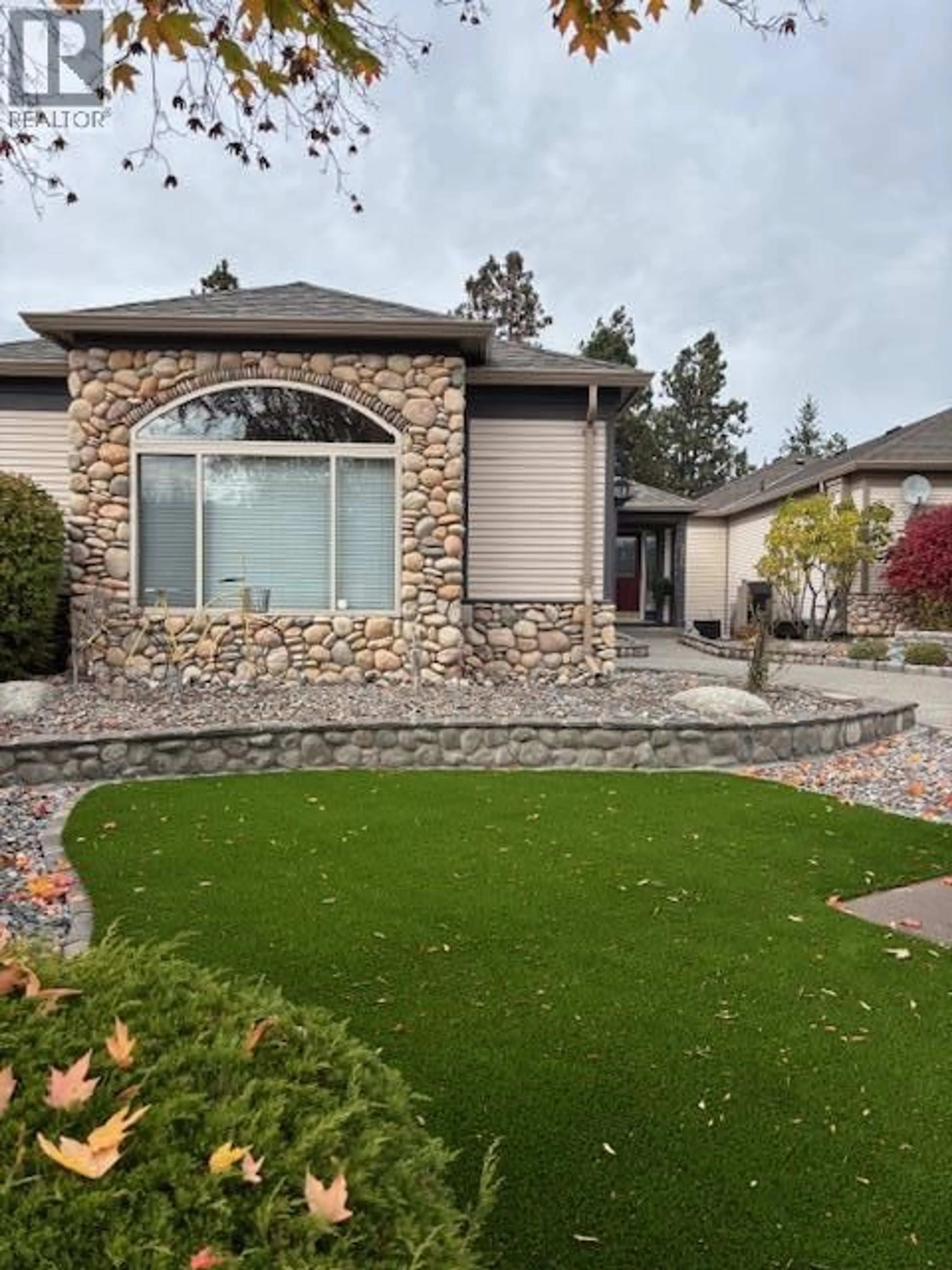 Home with vinyl exterior material, unknown for 134 - 4074 GELLATLY ROAD, West Kelowna British Columbia V4T2S8
