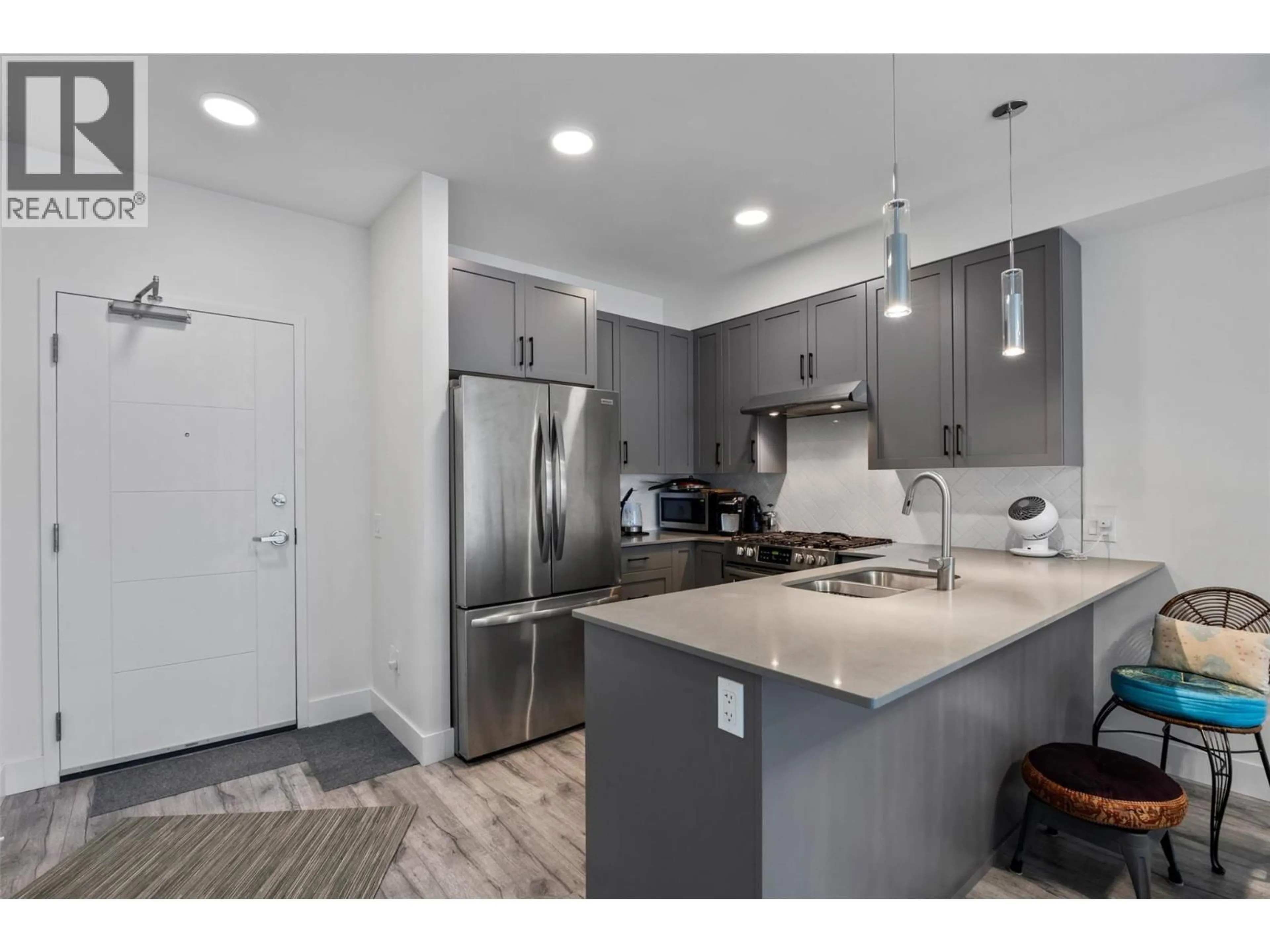 Open concept kitchen, unknown for 108 - 651 DUNES DRIVE, Kamloops British Columbia V2B0K2