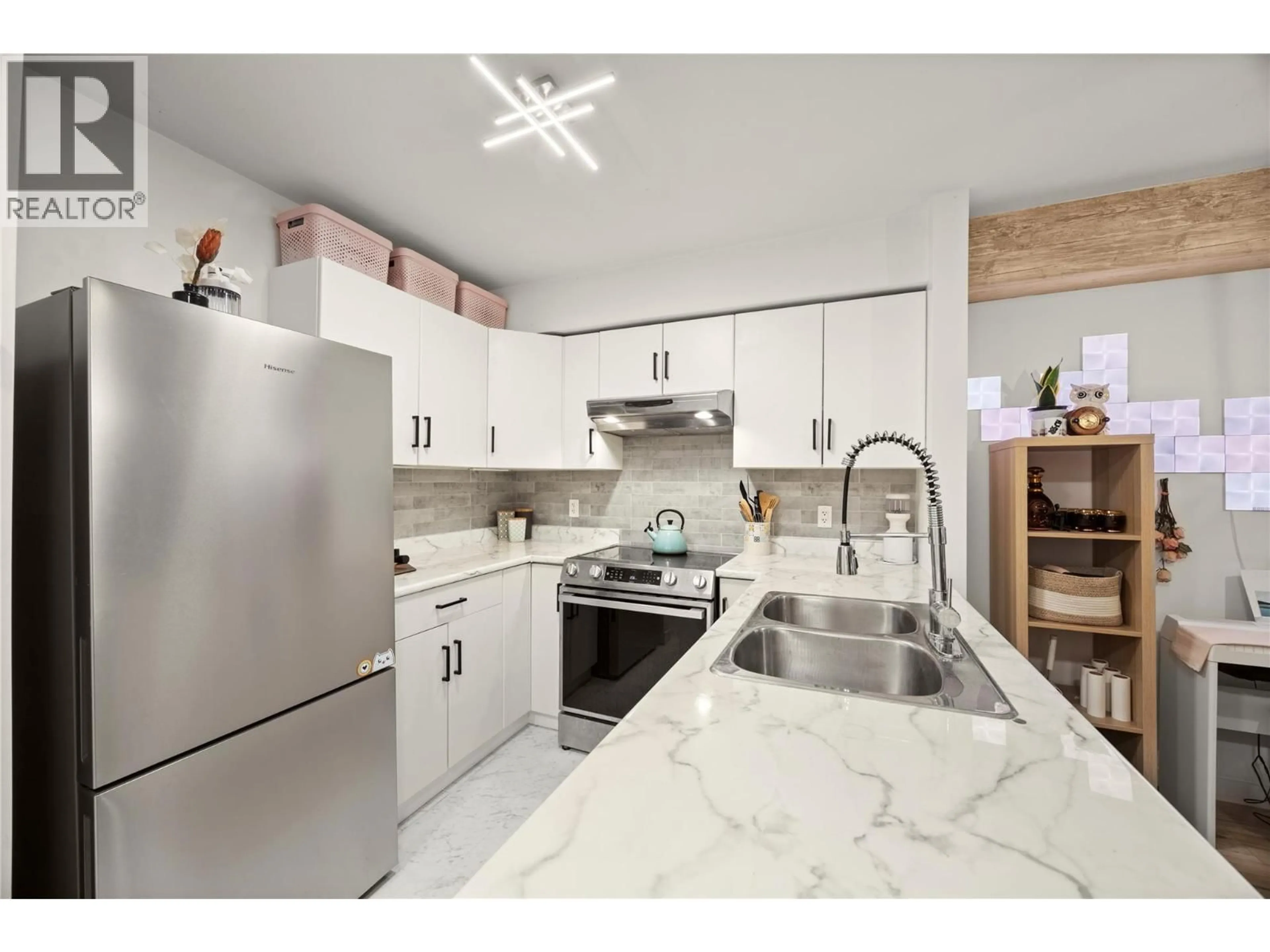 Unknown for 210 - 1481 GLENMORE ROAD NORTH, Kelowna British Columbia V1V2C5