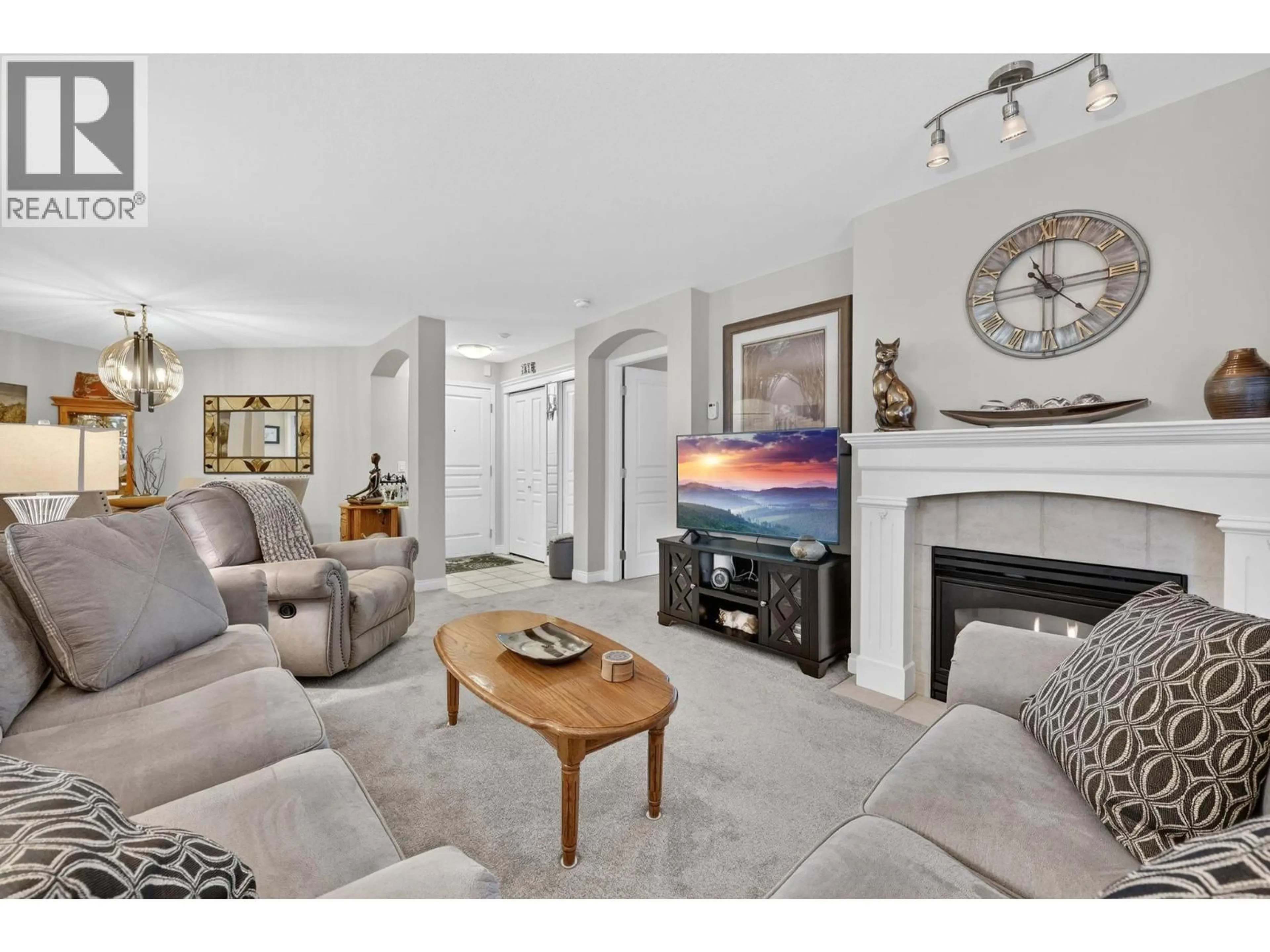 Living room with furniture, unknown for 107 - 3880 BROWN ROAD, West Kelowna British Columbia V4T2J5