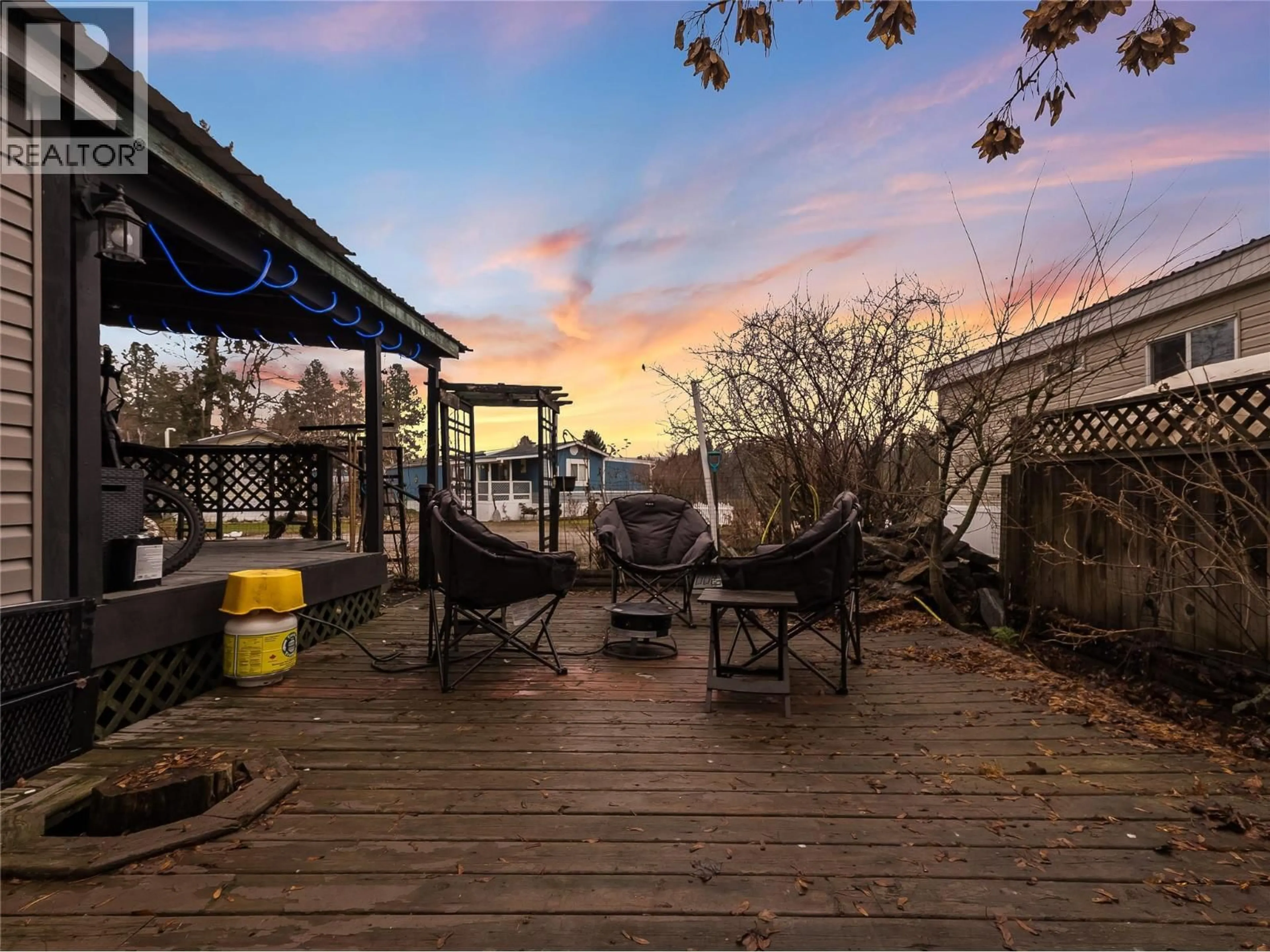 Patio, unknown for 18 - 500 16 AVENUE, Genelle British Columbia V0G1G0