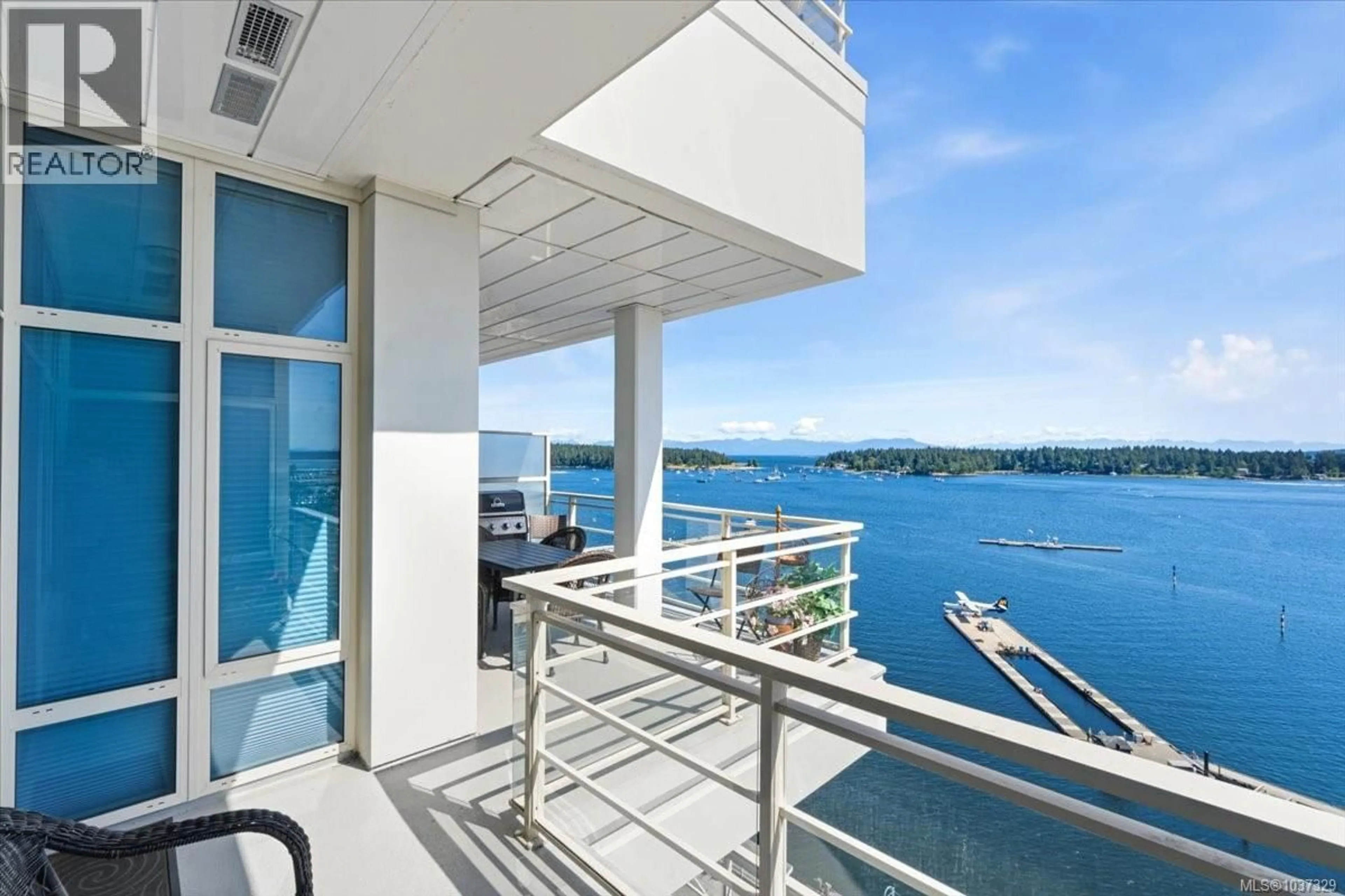 Balcony in the apartment, water/lake/river/ocean view for 711 - 38 FRONT STREET, Nanaimo British Columbia V9R0B8