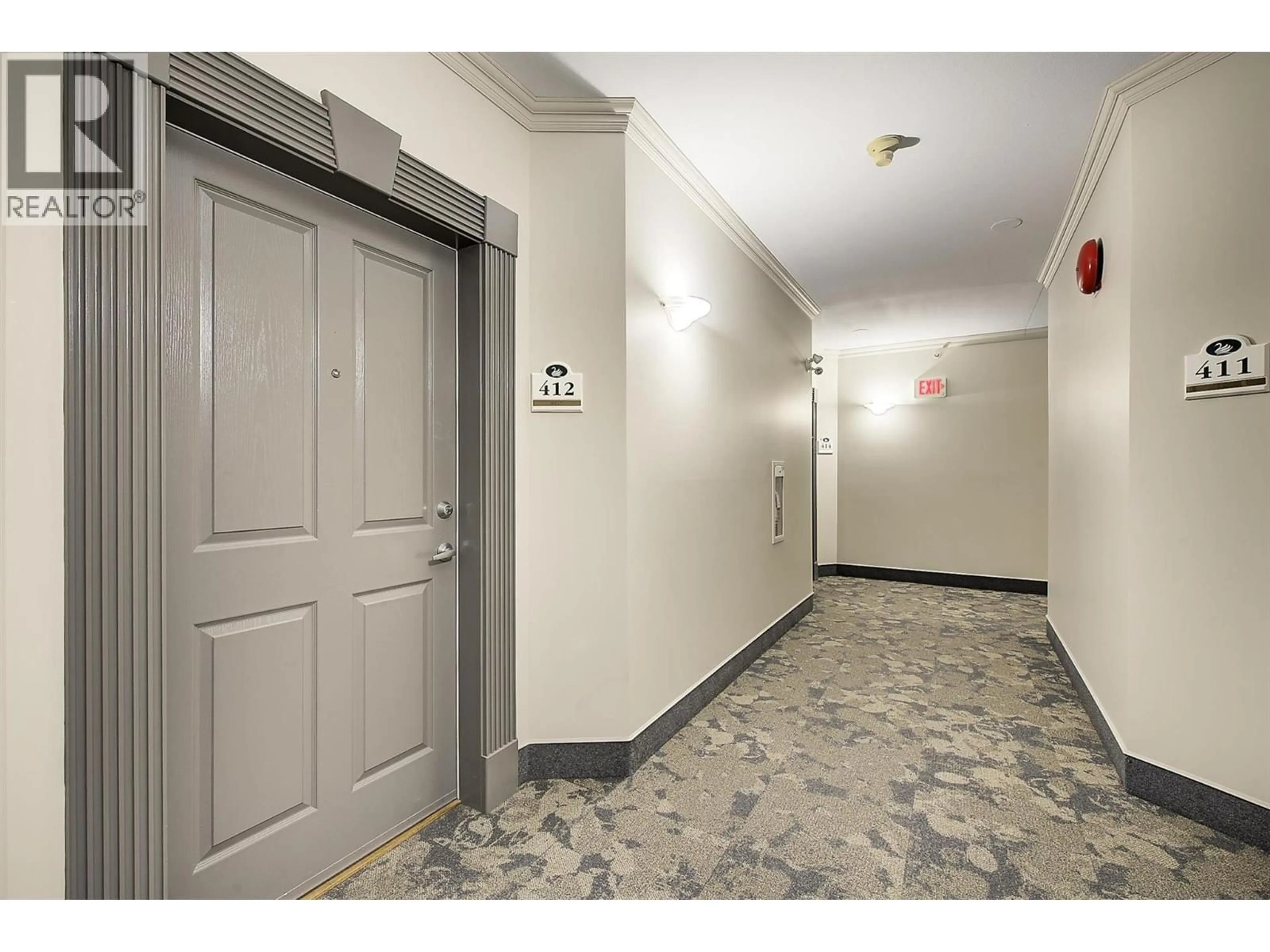 Indoor foyer for 412 - 1960 ENTERPRISE WAY, Kelowna British Columbia V1Y9S5