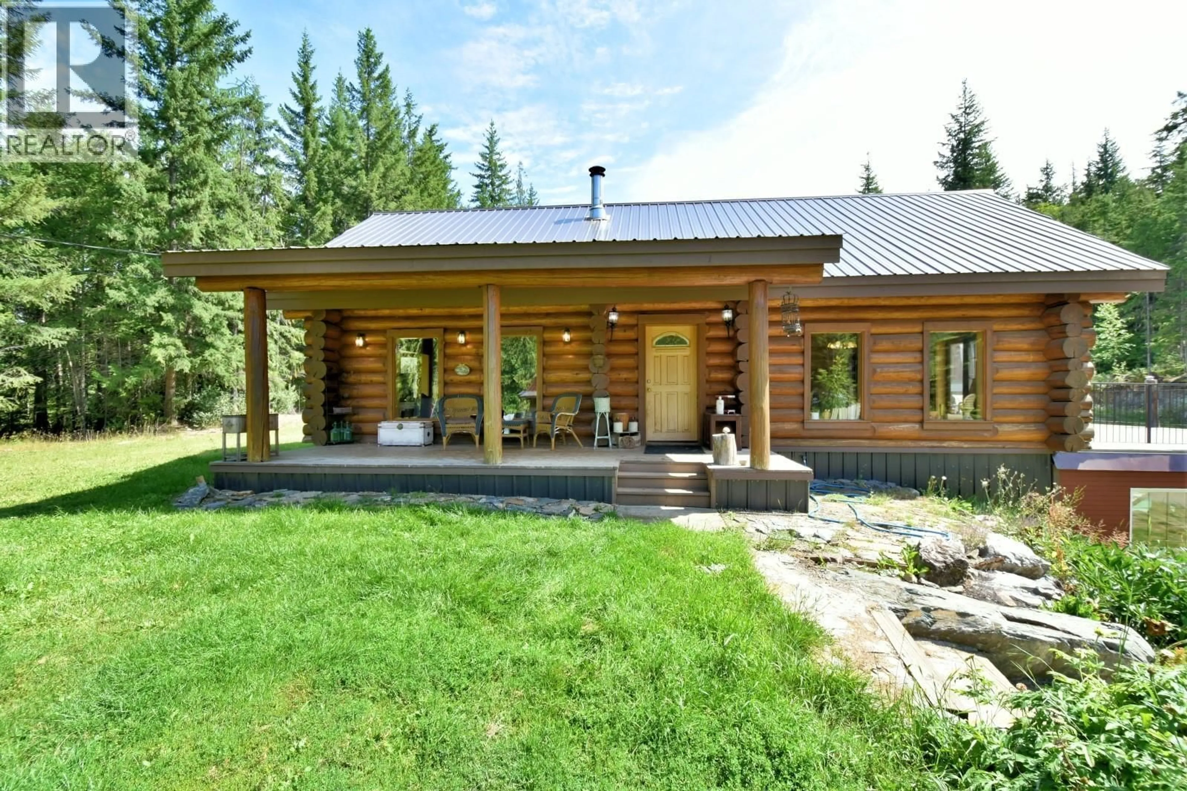 Patio, unknown for 3740 CAMERON ROAD, Eagle Bay British Columbia V0E1T0