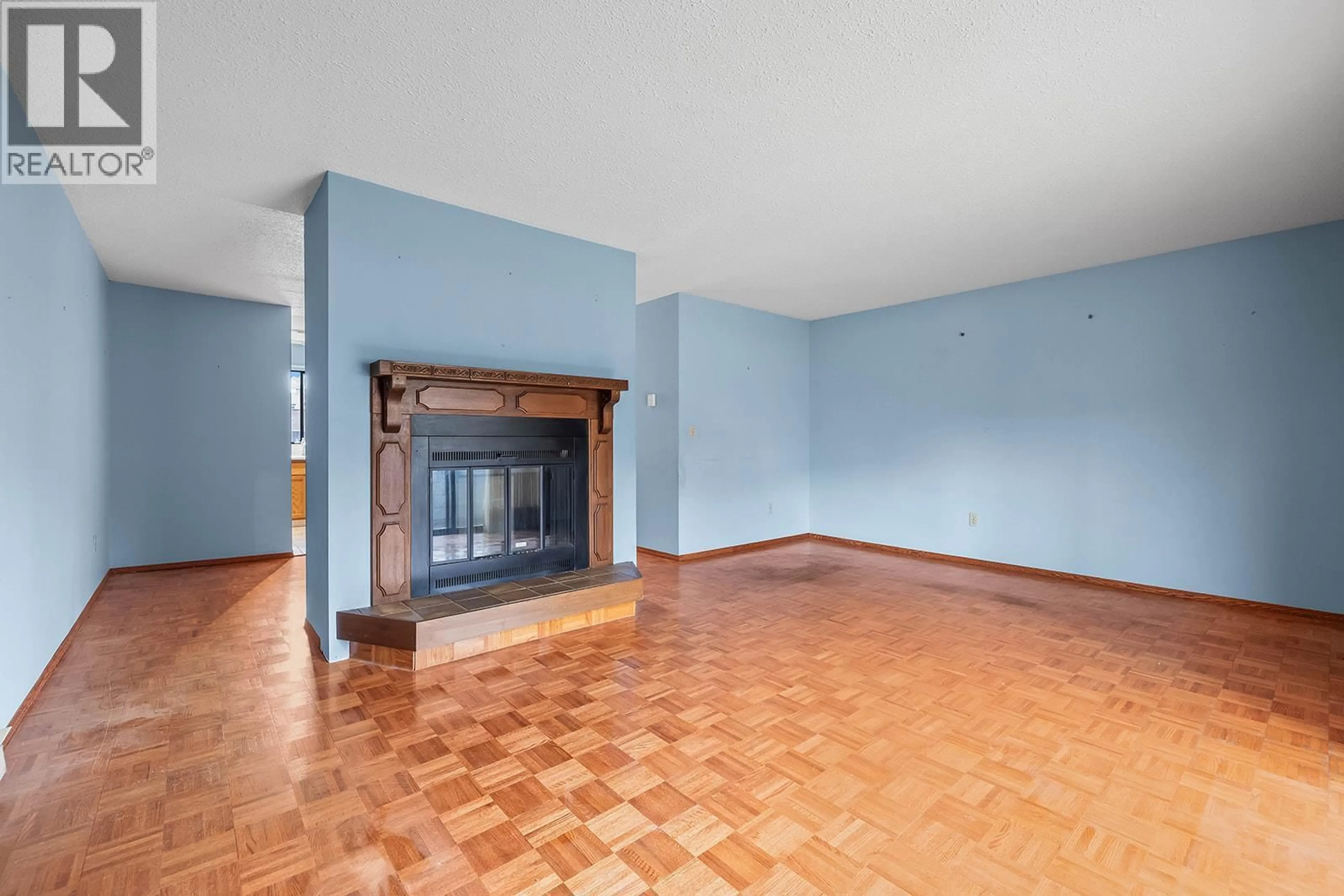 Unknown for 14 - 220 PRIOR  SOUTH ROAD, Kelowna British Columbia V1X2Y4