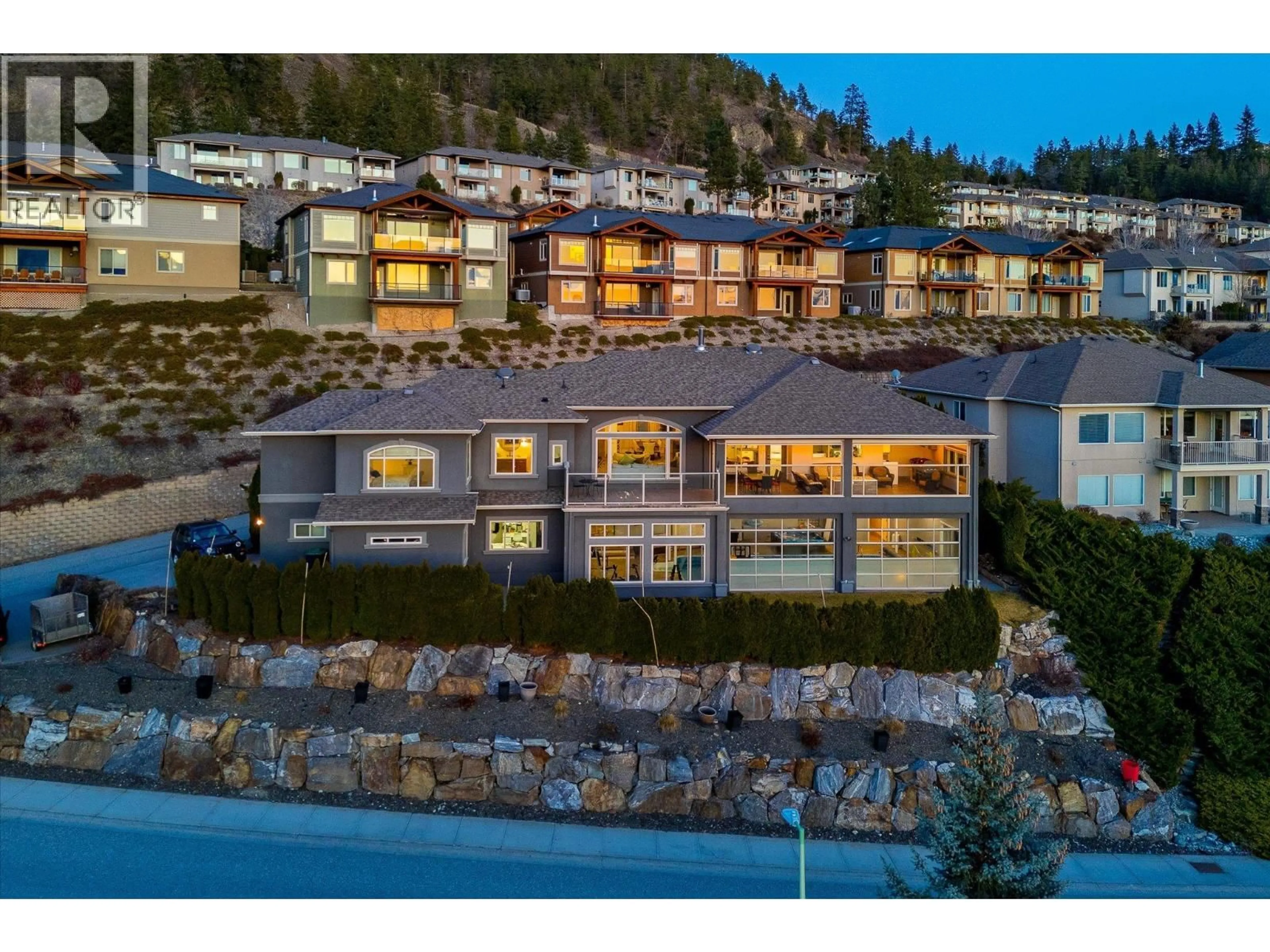 A pic from outside/outdoor area/front of a property/back of a property/a pic from drone, unknown for 619 DENALI COURT, Kelowna British Columbia V1V2P6