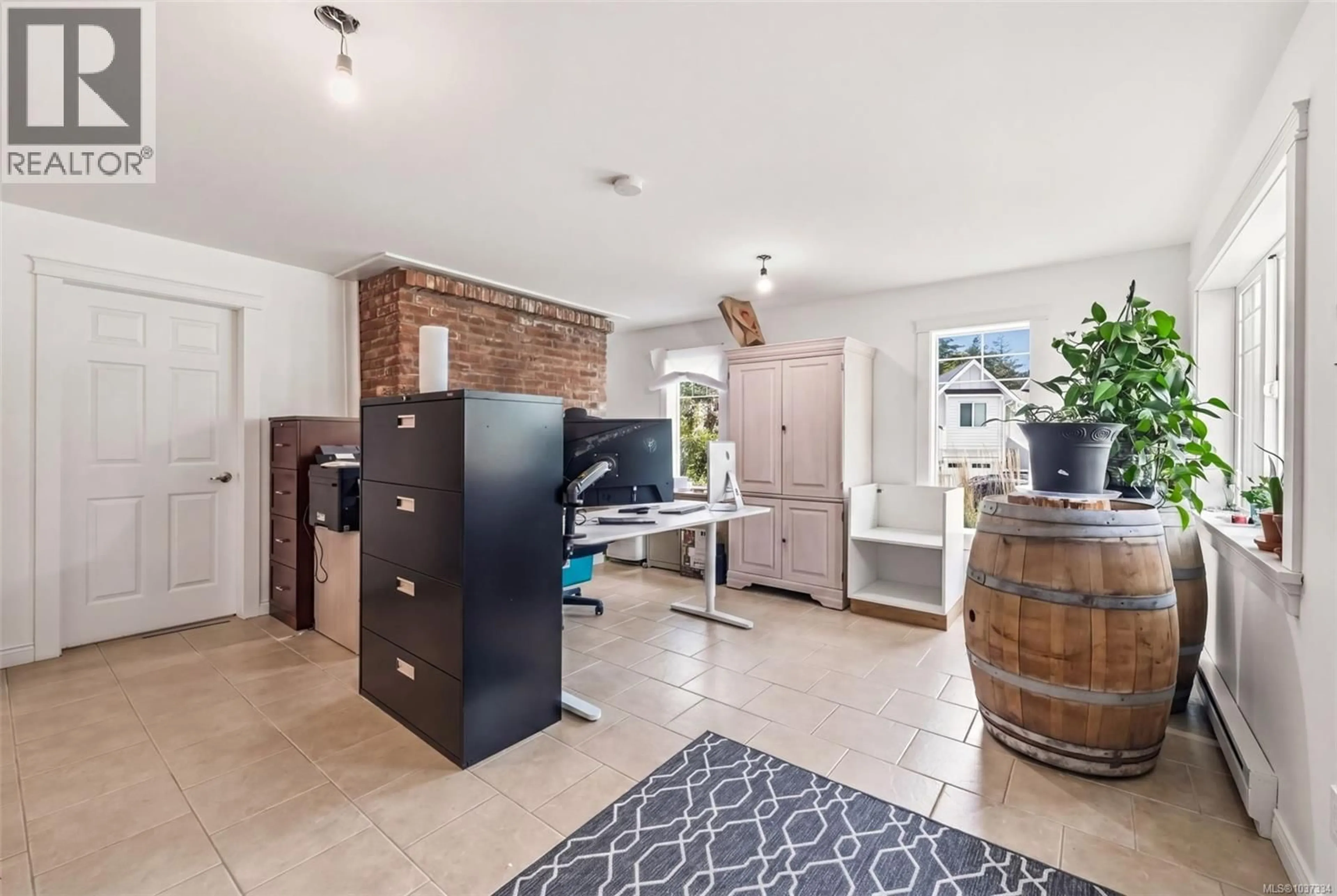 Indoor entryway for 3314 WEST OAK PLACE, Langford British Columbia V9C2P2