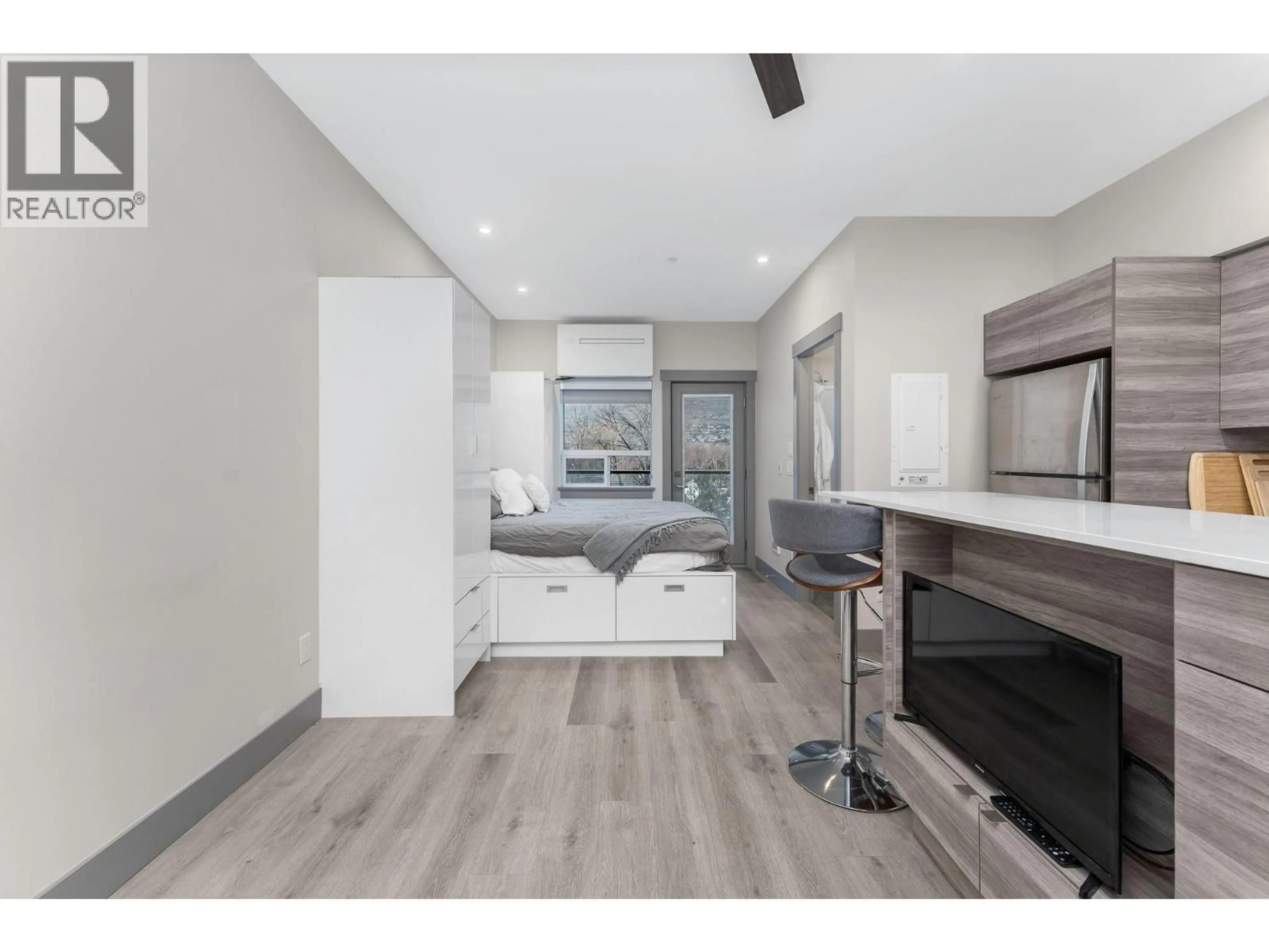 A pic of a room for 310 - 2555 LAKESHORE ROAD, Vernon British Columbia V1H0A4