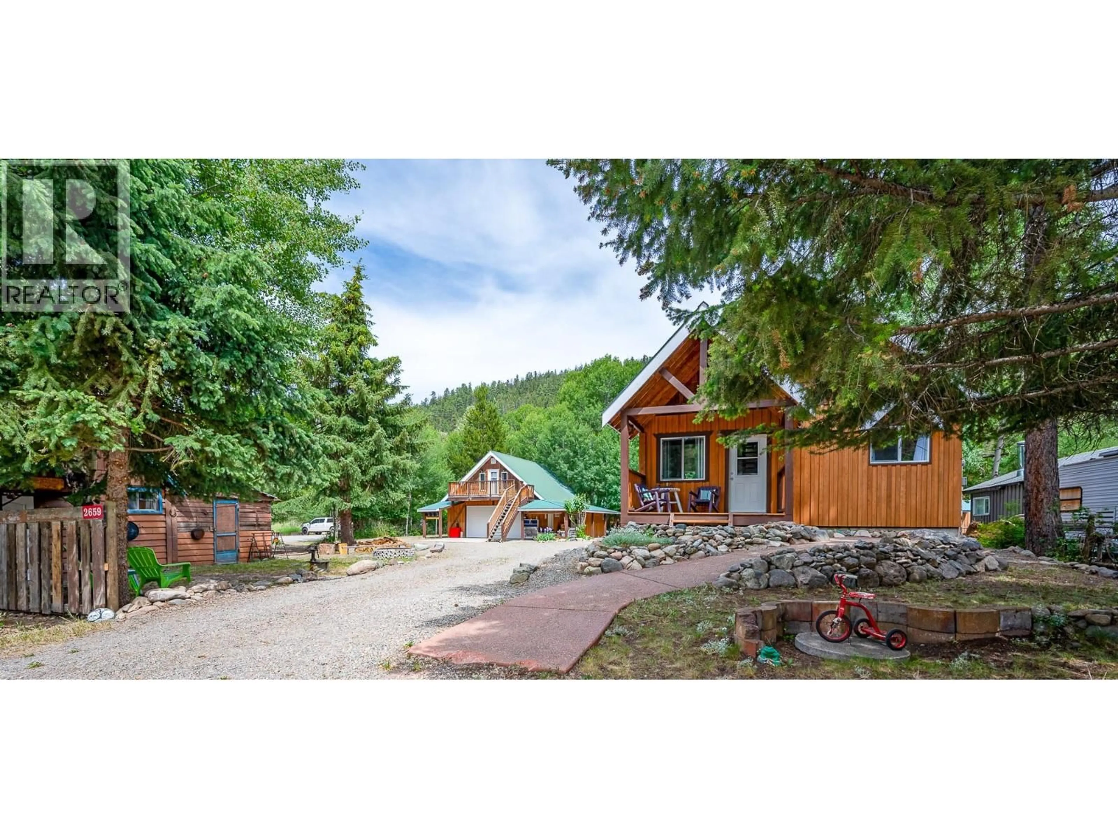 A pic from outside/outdoor area/front of a property/back of a property/a pic from drone, mountain view for 2657/2659 OTTER AVENUE, Coalmont-Tulameen British Columbia V0X1W0