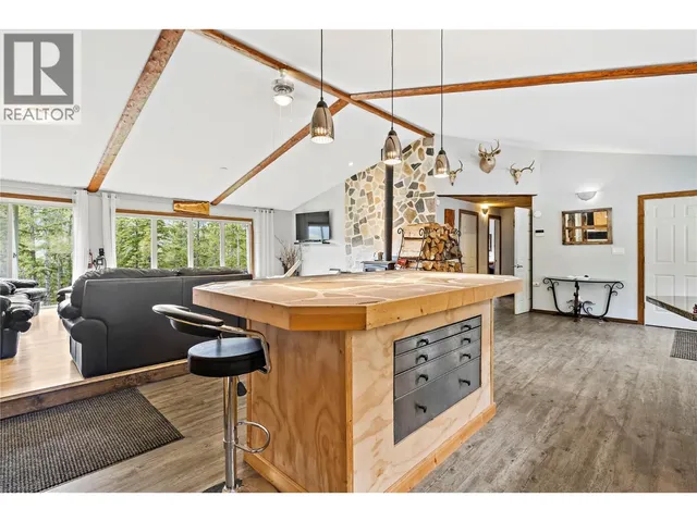 1446 NITTEL ROAD, Seymour Arm 2