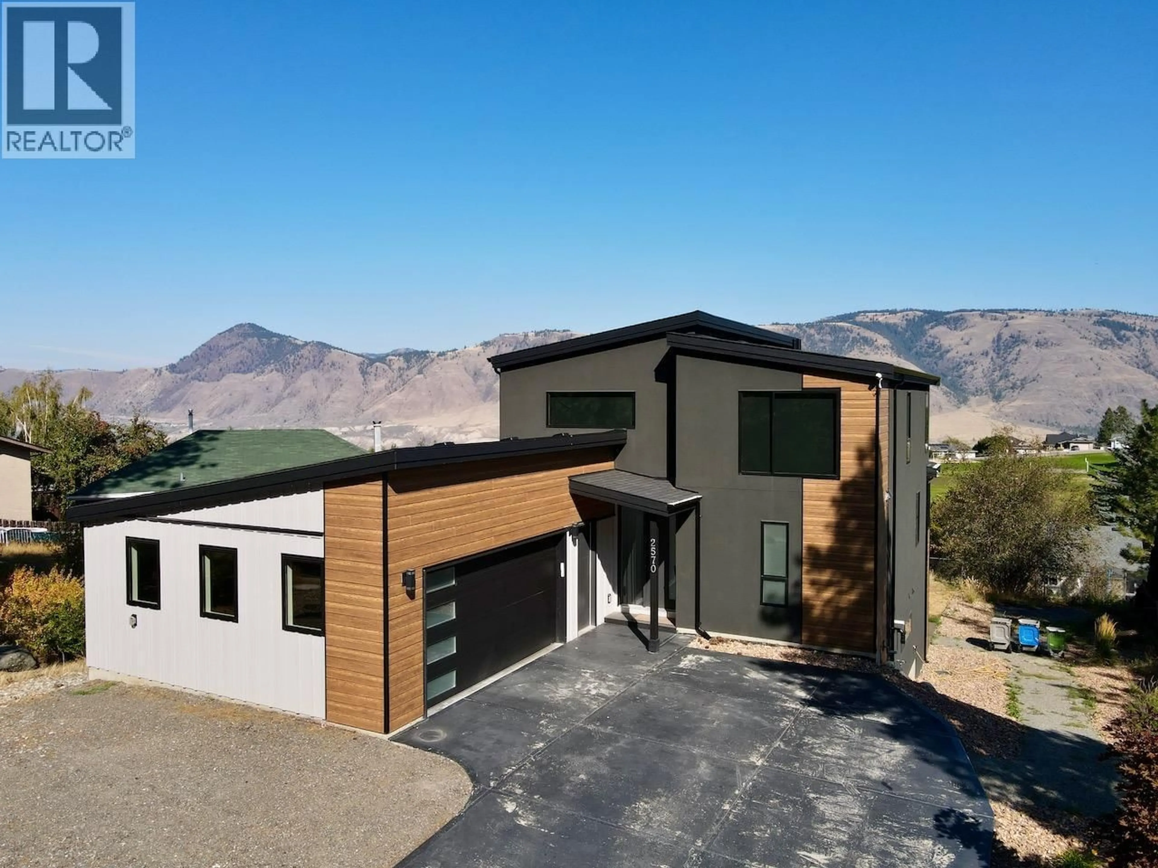 Home with vinyl exterior material, mountain view for 2570 SKEENA DR. DRIVE, Kamloops British Columbia V2E1V5