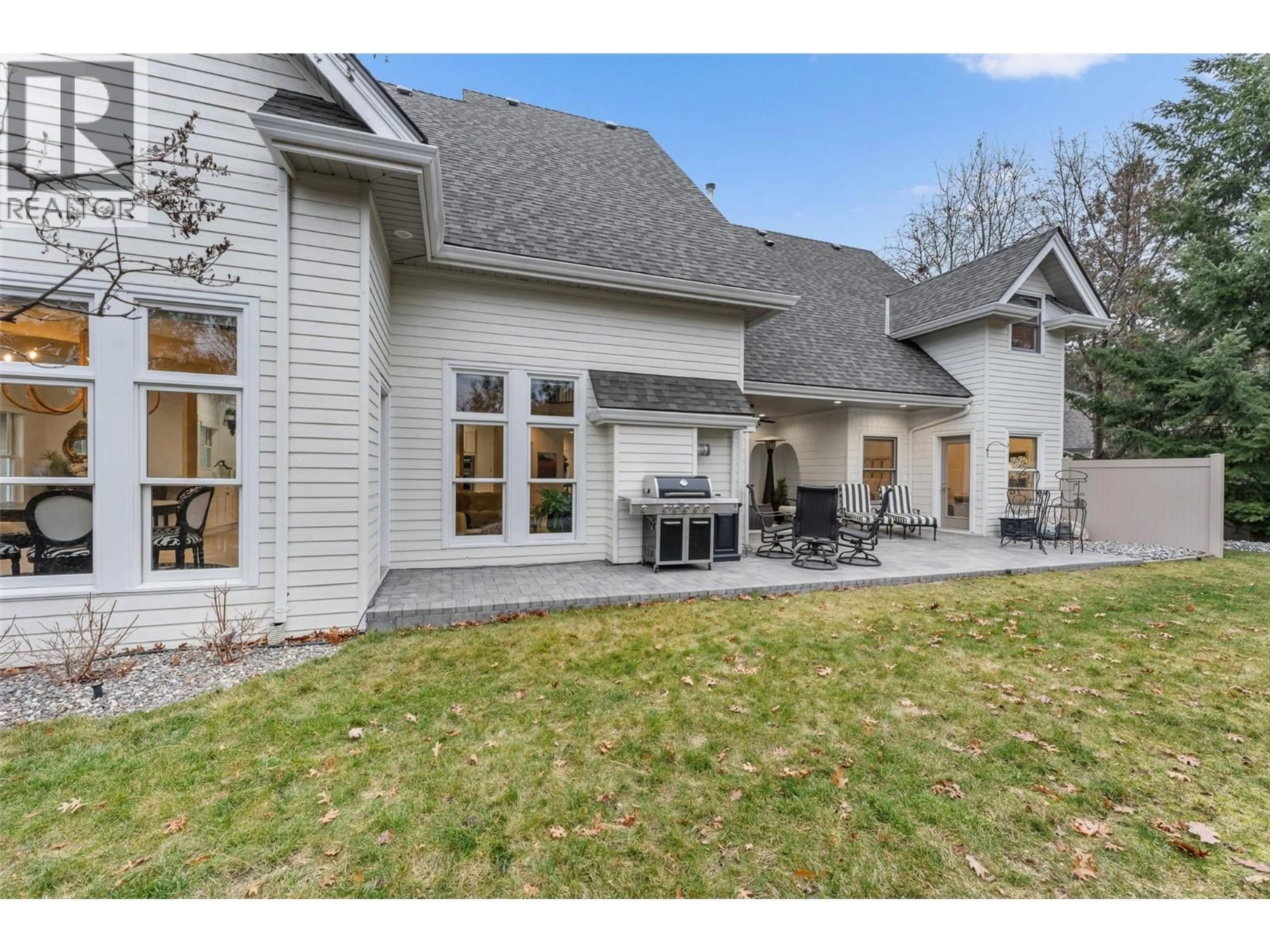 Unknown for 2075 LILLOOET COURT, Kelowna British Columbia V1V1Y2