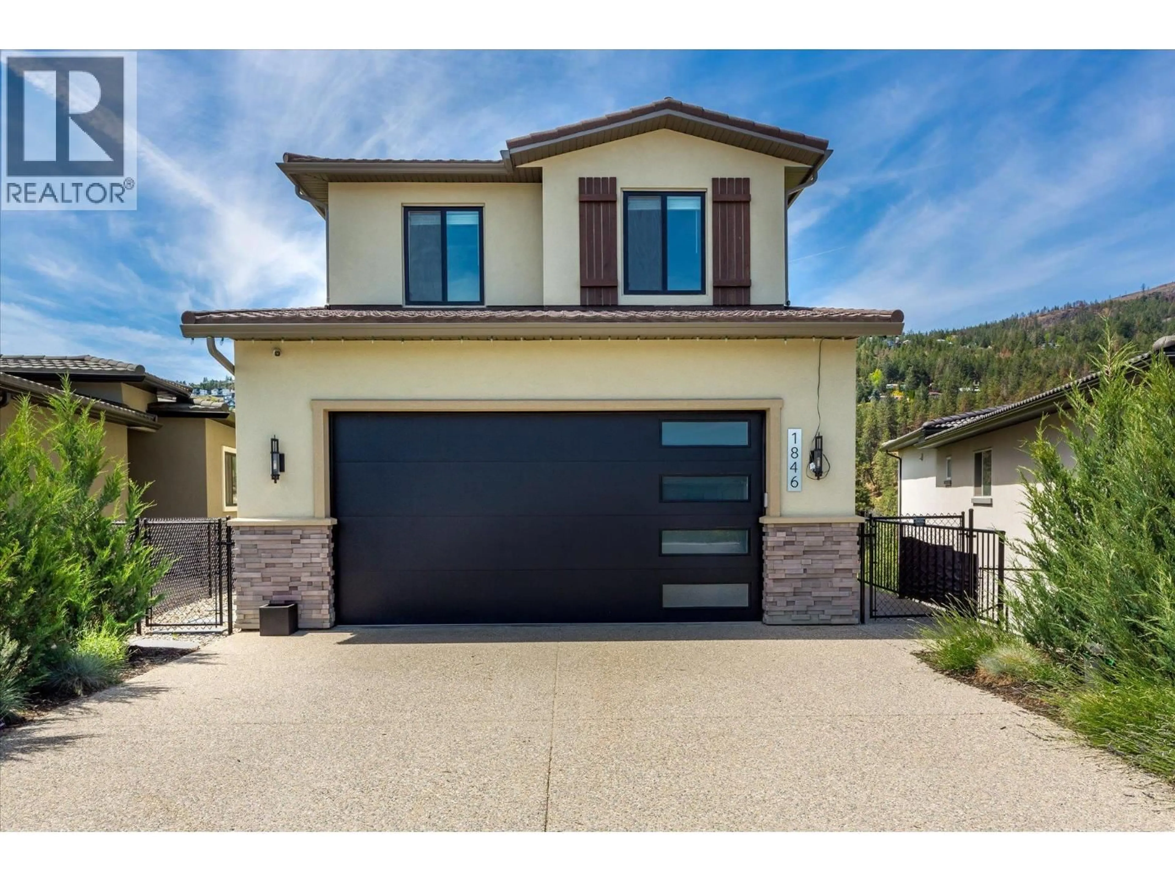 Home with brick exterior material, street for 1846 VIEWPOINT CRESCENT, West Kelowna British Columbia V1Z4E1