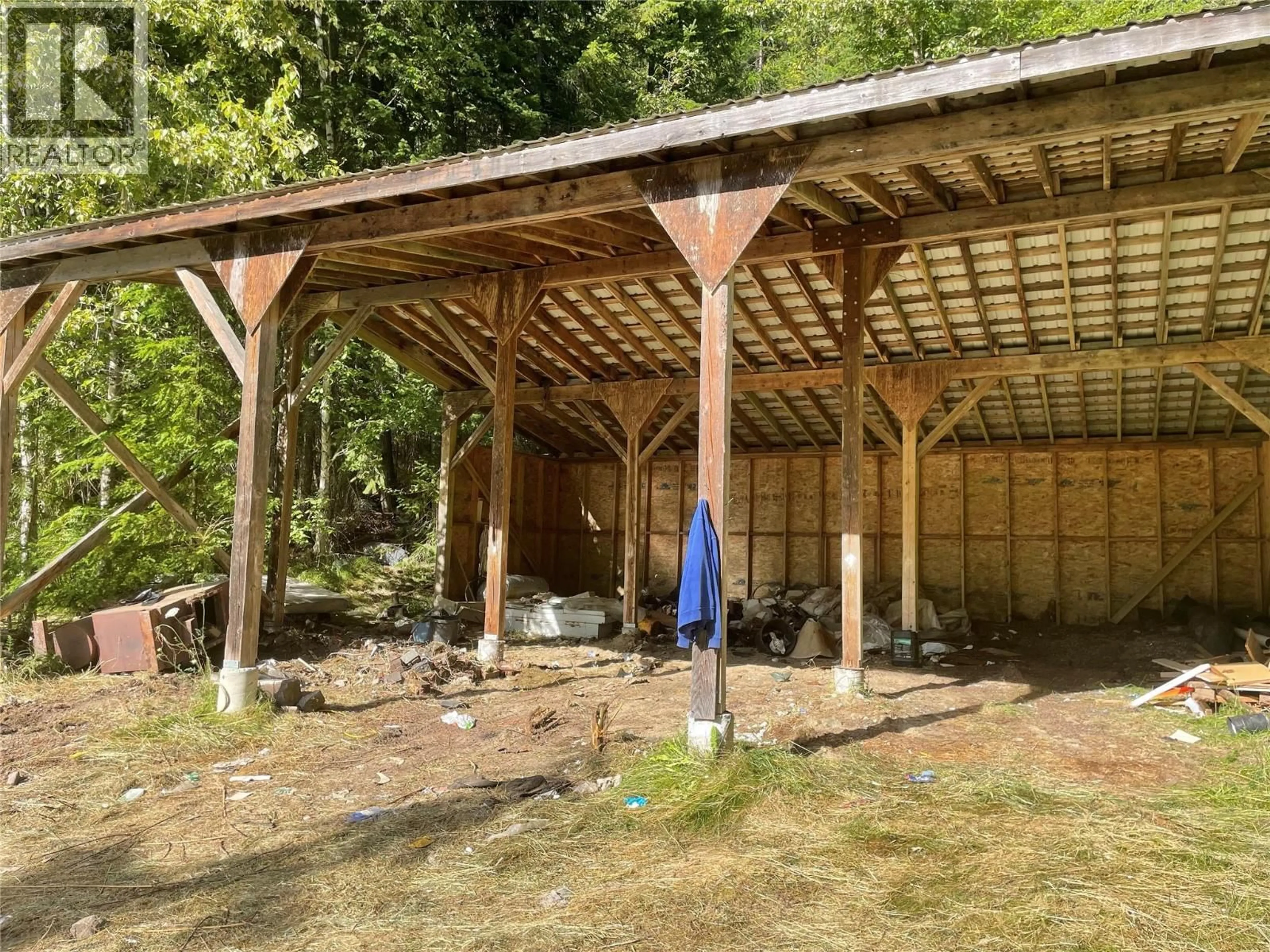 Shed for 4577 6 HIGHWAY, Burton British Columbia V0G1E0