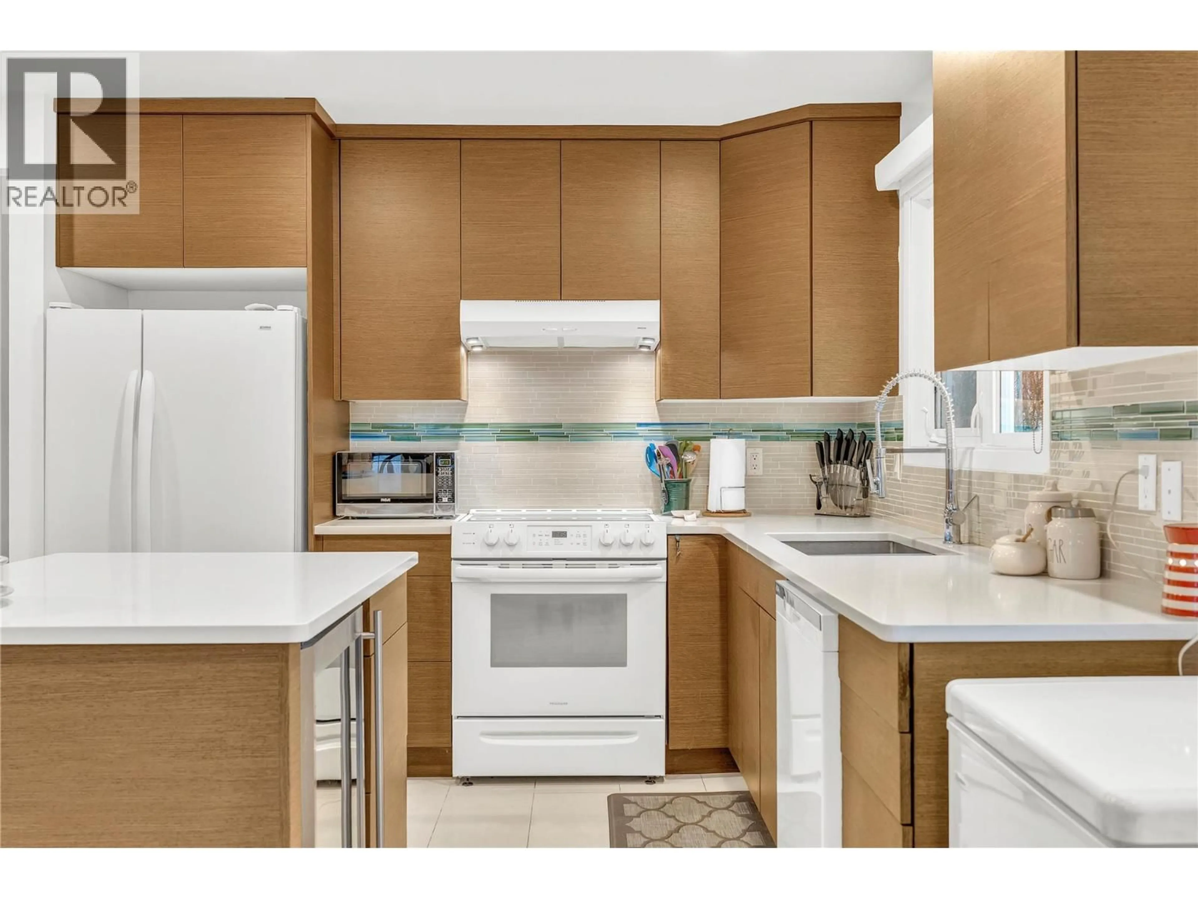 Standard kitchen, unknown for 10721 JULIA STREET, Summerland British Columbia V0H1Z5