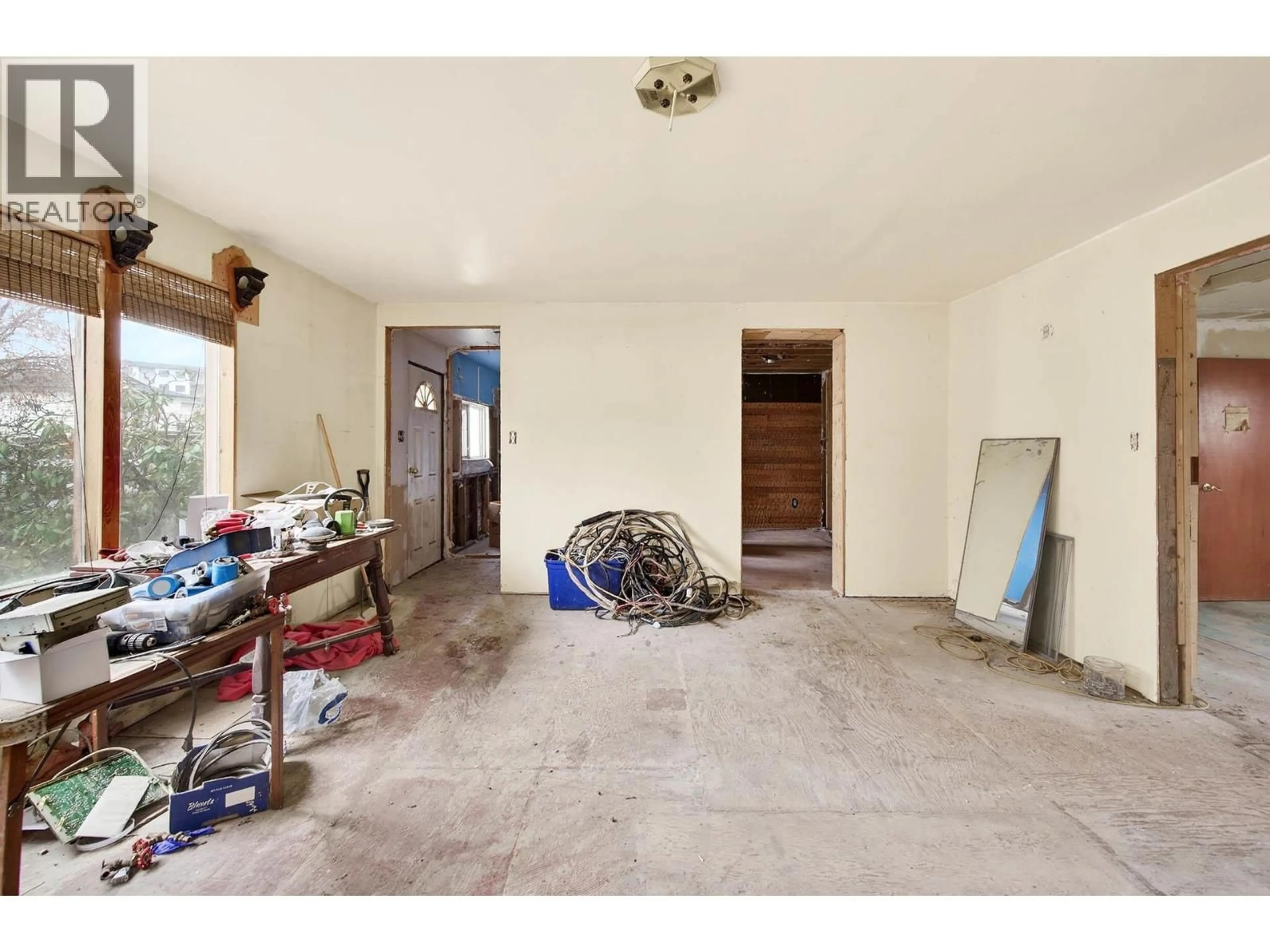 A pic of a room for 439 CAMPBELL AVENUE, Kamloops British Columbia V2B3R8