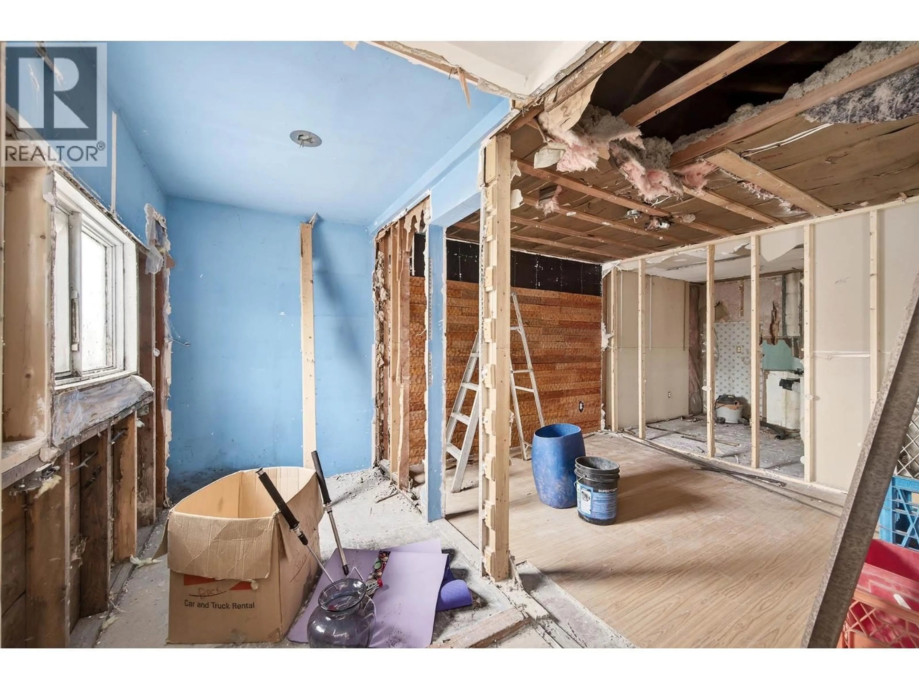 A pic of a room for 439 CAMPBELL AVENUE, Kamloops British Columbia V2B3R8