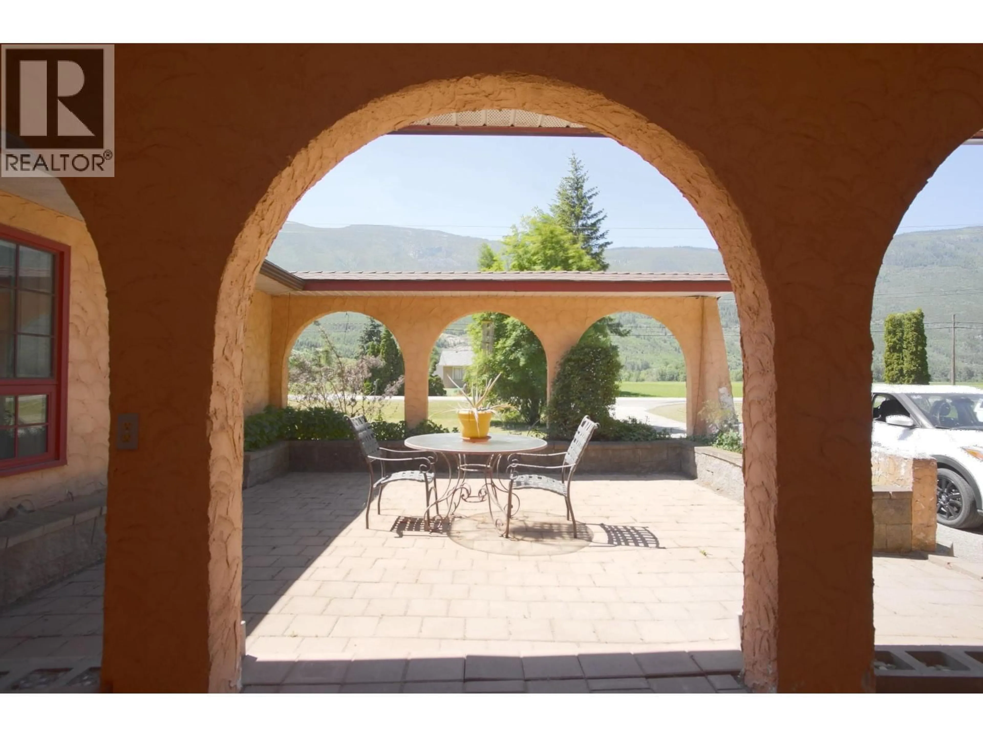 Patio, unknown for 131 SALMON RIVER ROAD, Salmon Arm British Columbia V1E3E3