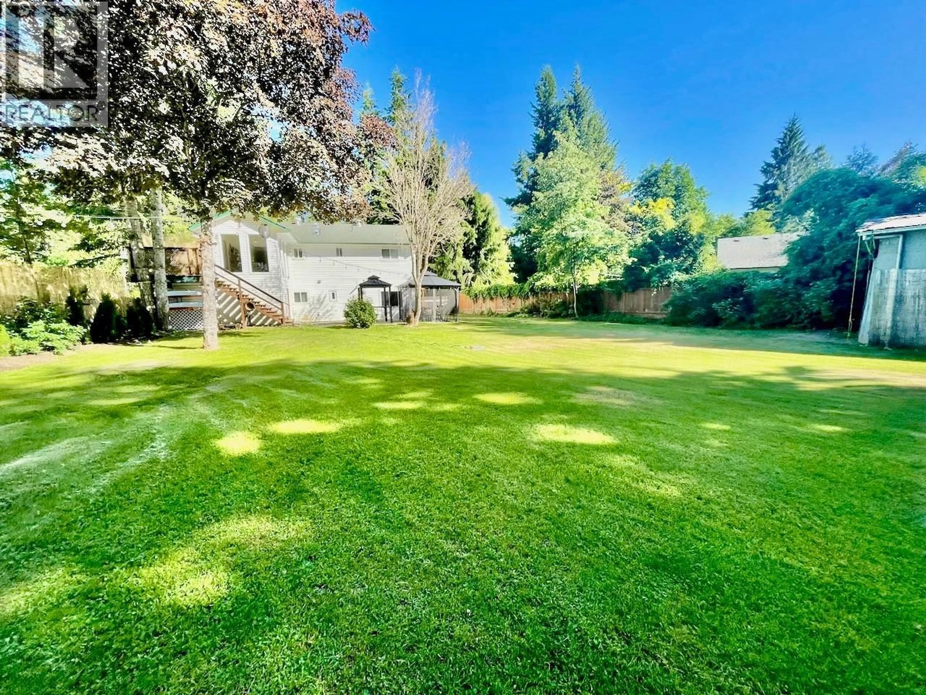 A pic from outside/outdoor area/front of a property/back of a property/a pic from drone, unknown for 4179 ASHE CRESCENT, Scotch Creek British Columbia V0E1M5