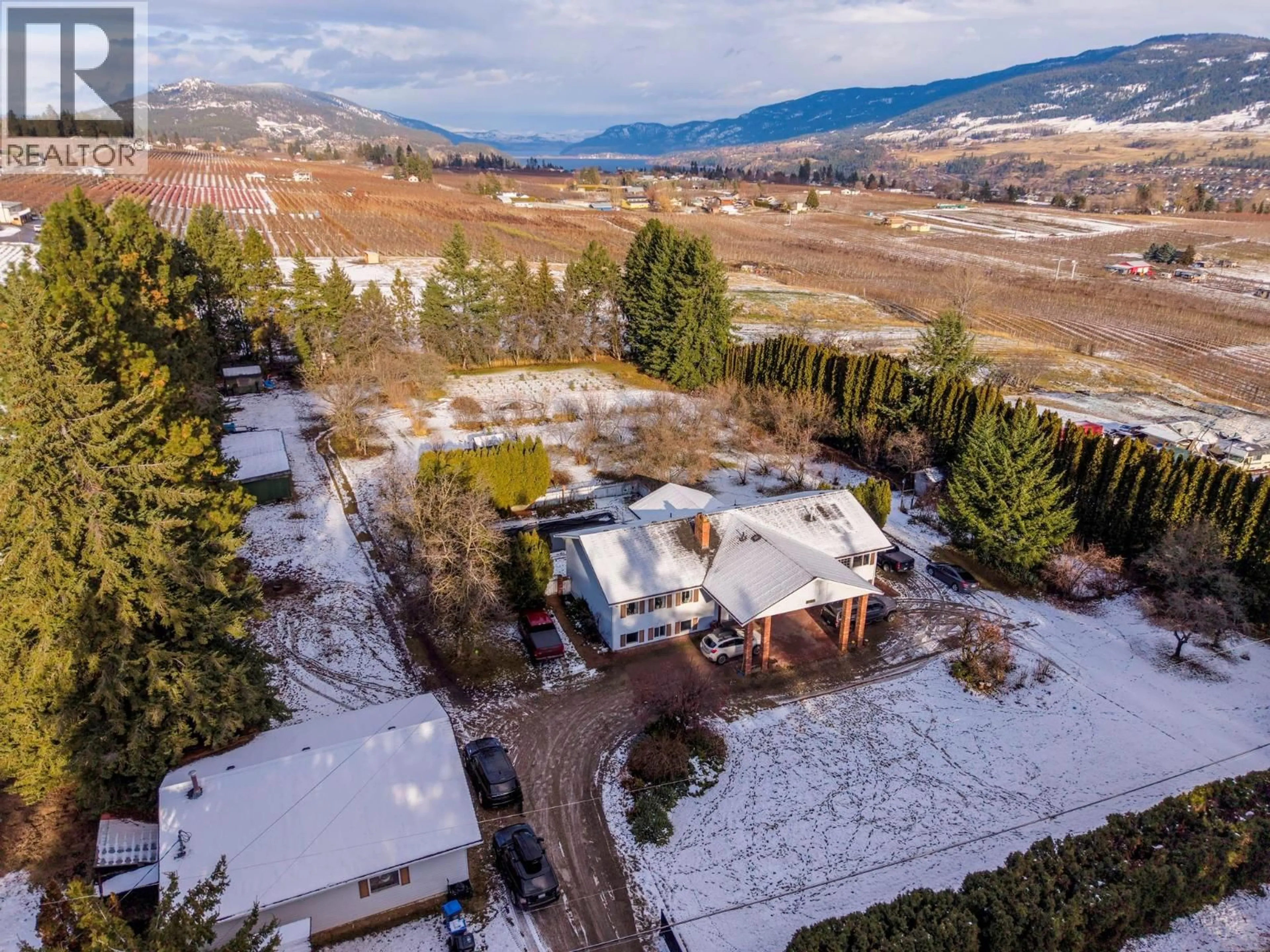 A pic from outside/outdoor area/front of a property/back of a property/a pic from drone, mountain view for 10151 CHASE ROAD, Lake Country British Columbia V4V1P3