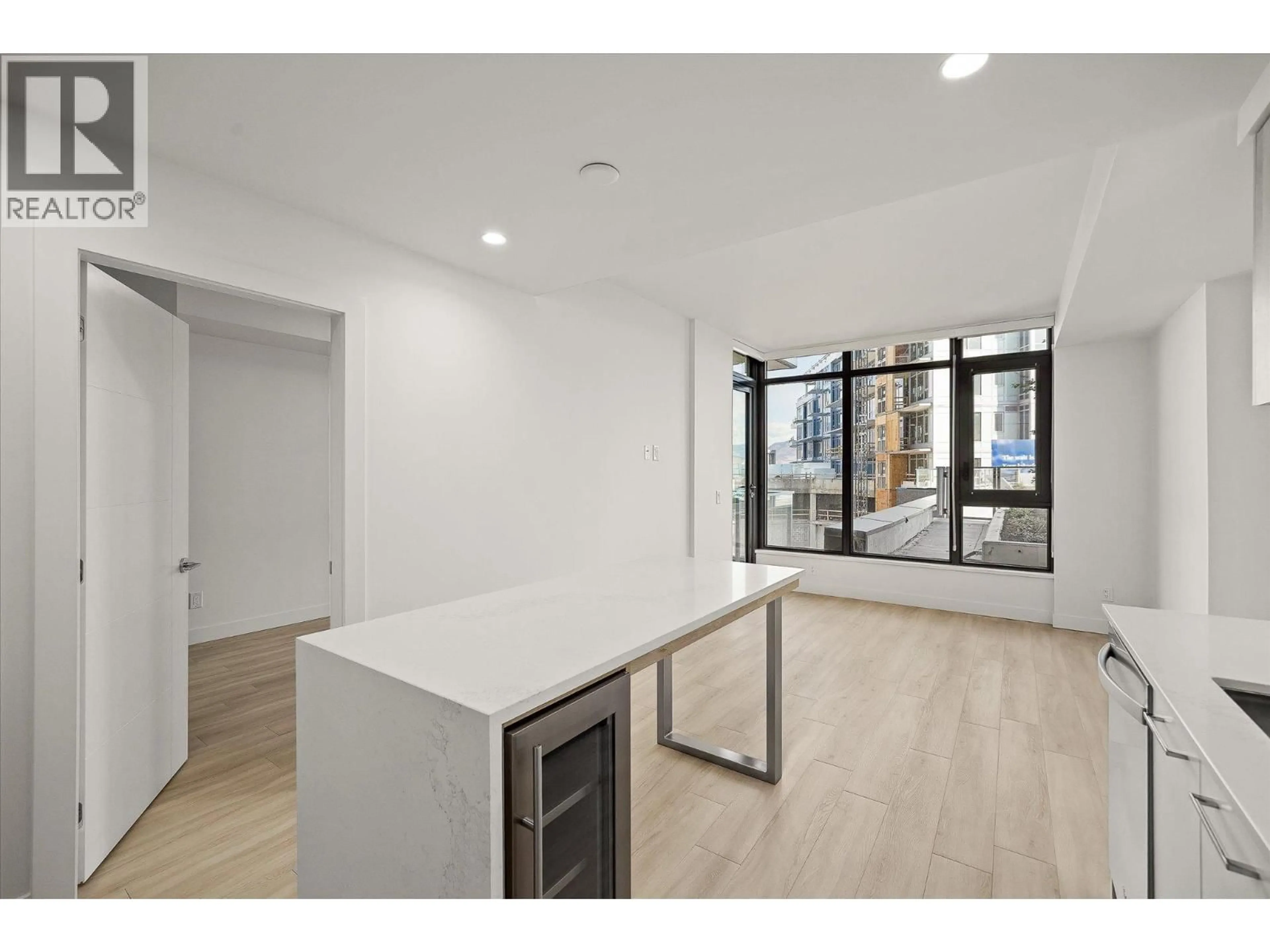 Unknown for 512 - 3699 CAPOZZI ROAD, Kelowna British Columbia V1W0G3