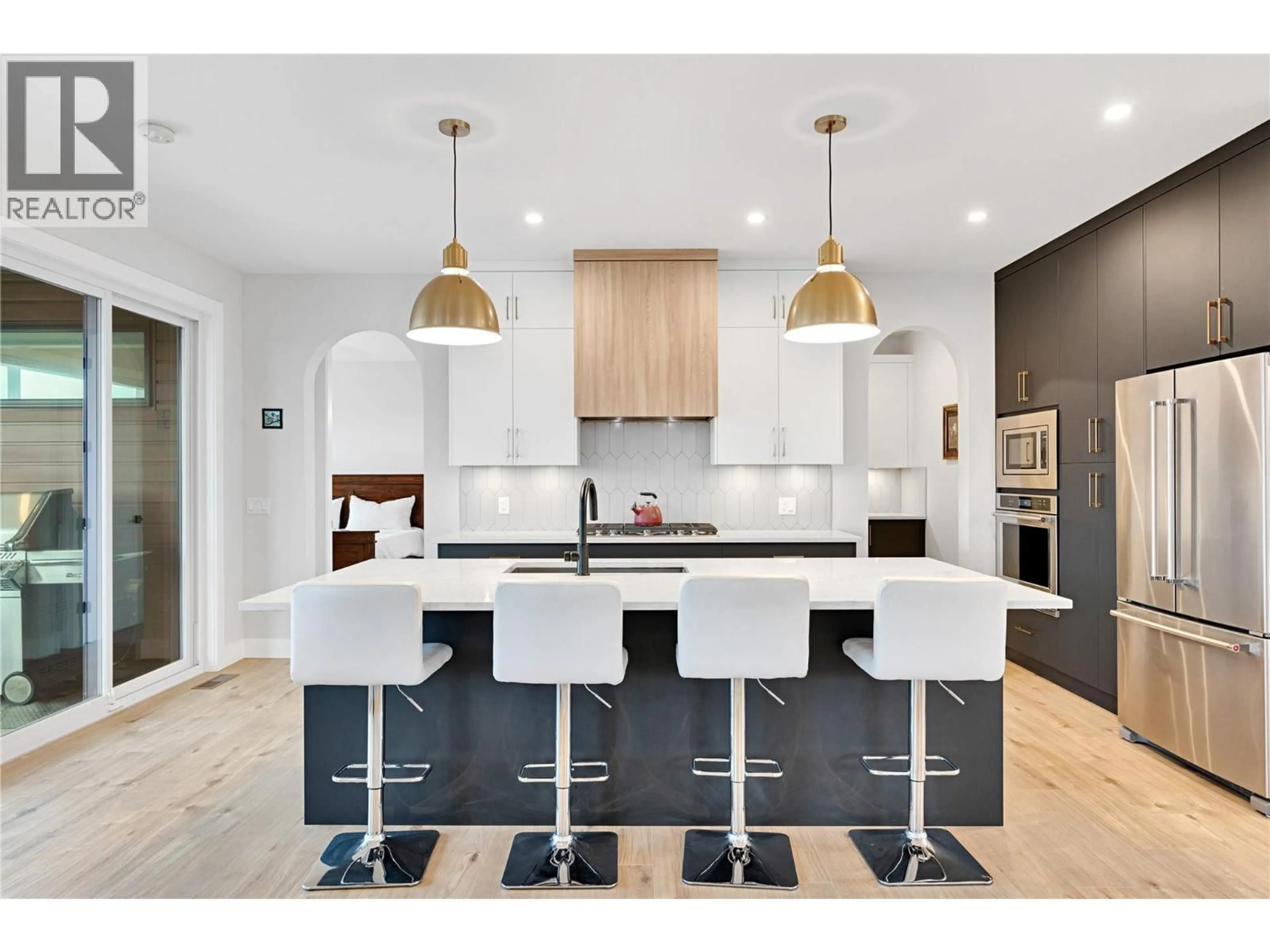 Open concept kitchen, unknown for 991 MT BURNHAM ROAD, Vernon British Columbia V1B0B2