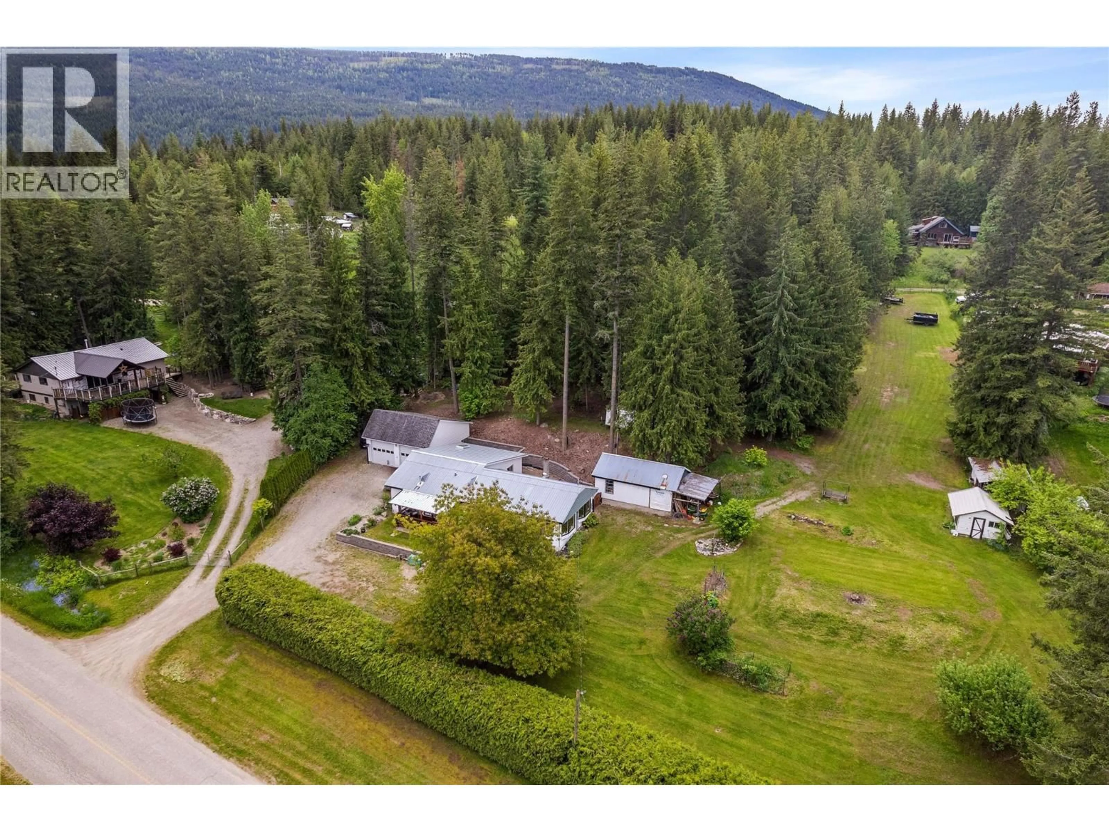 A pic from outside/outdoor area/front of a property/back of a property/a pic from drone, unknown for 2885 WHITE LAKE ROAD, Sorrento British Columbia V0E2W0