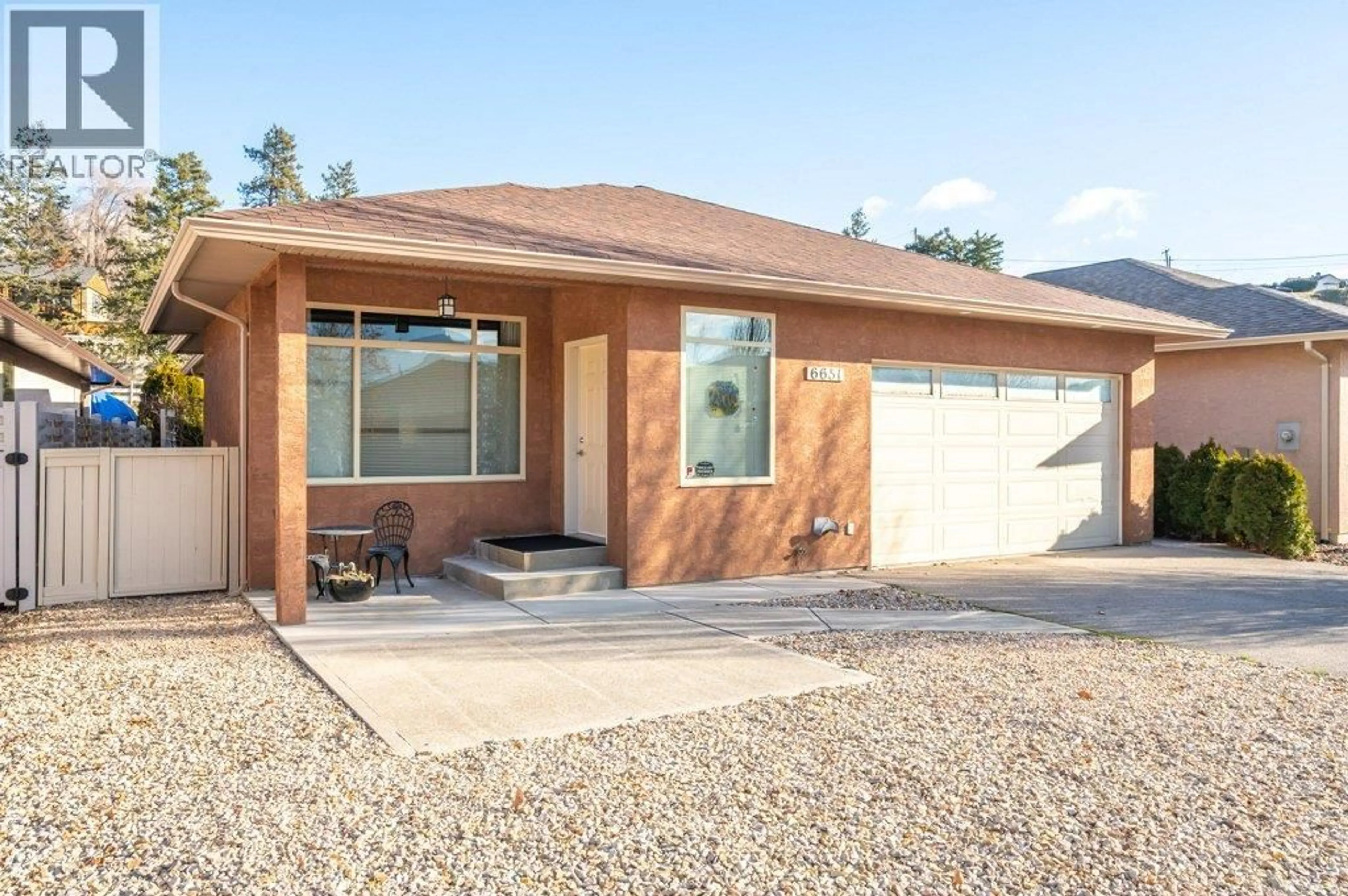 Home with brick exterior material, street for 6651 OXBOW CRESCENT, Oliver British Columbia V0H1T4