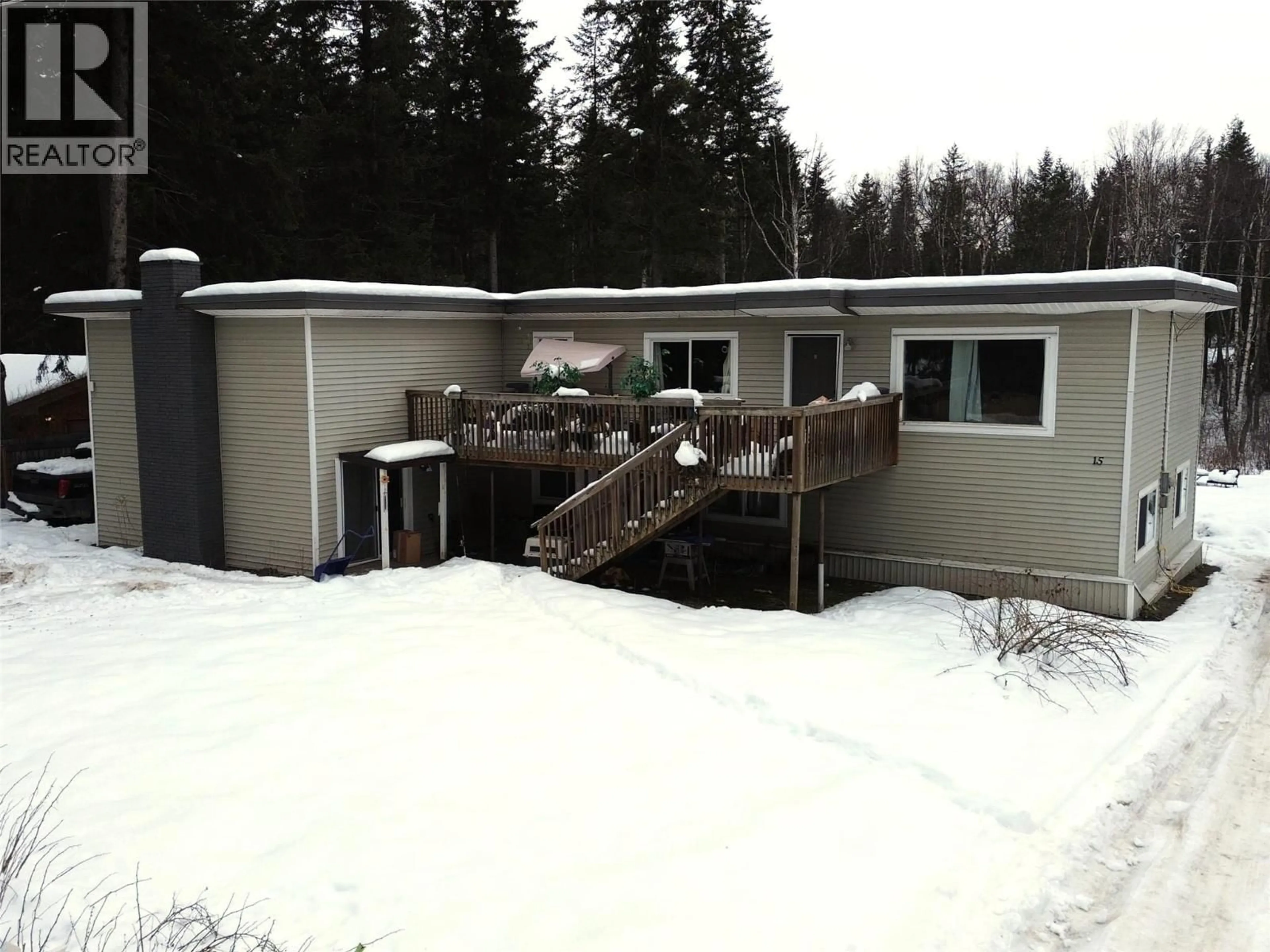 A pic from outside/outdoor area/front of a property/back of a property/a pic from drone, unknown for 15 LODGE DRIVE, Clearwater British Columbia V0E1N2