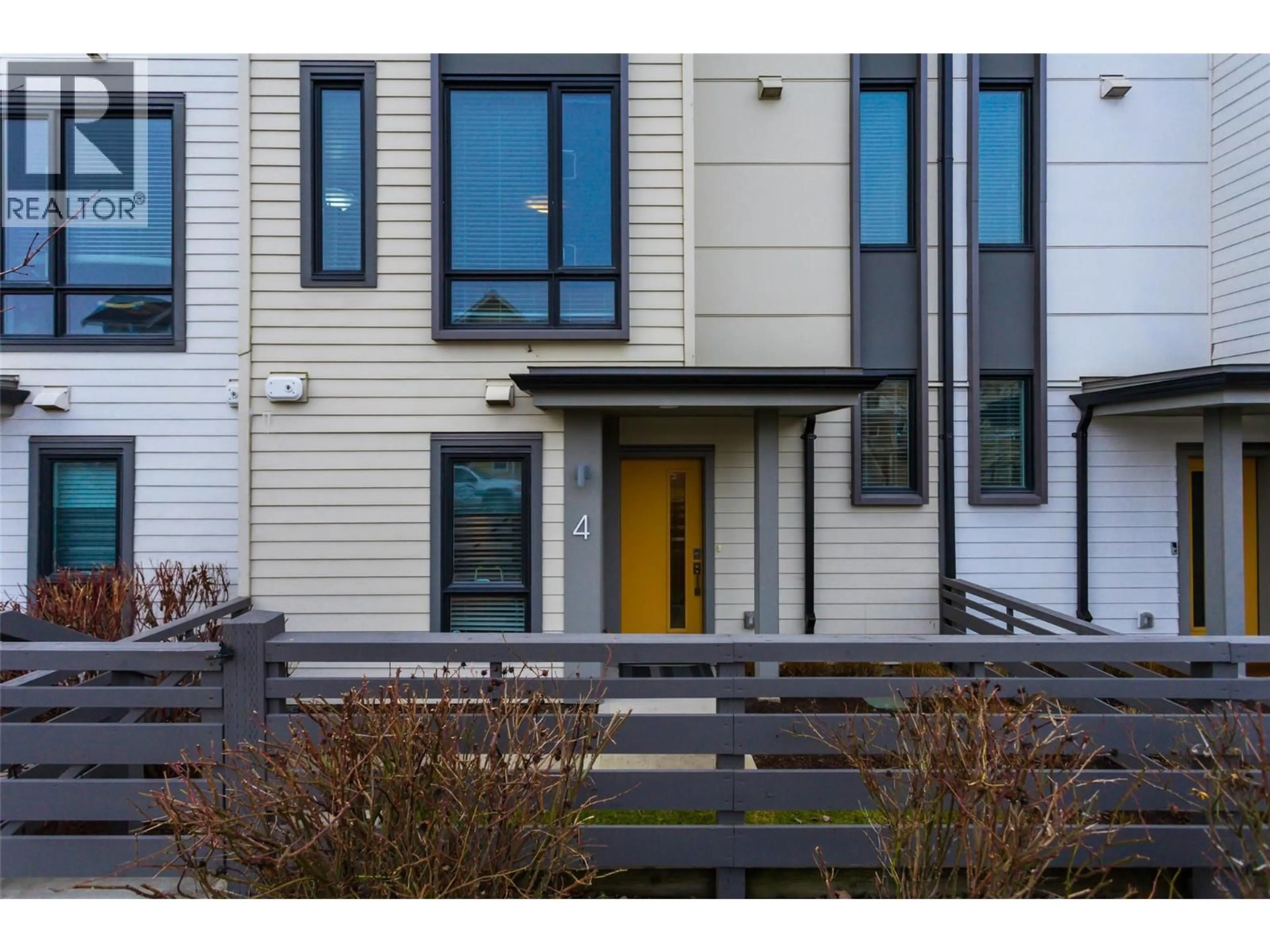 Unknown for 4 - 170 CELANO CRESCENT, Kelowna British Columbia V1V0B6