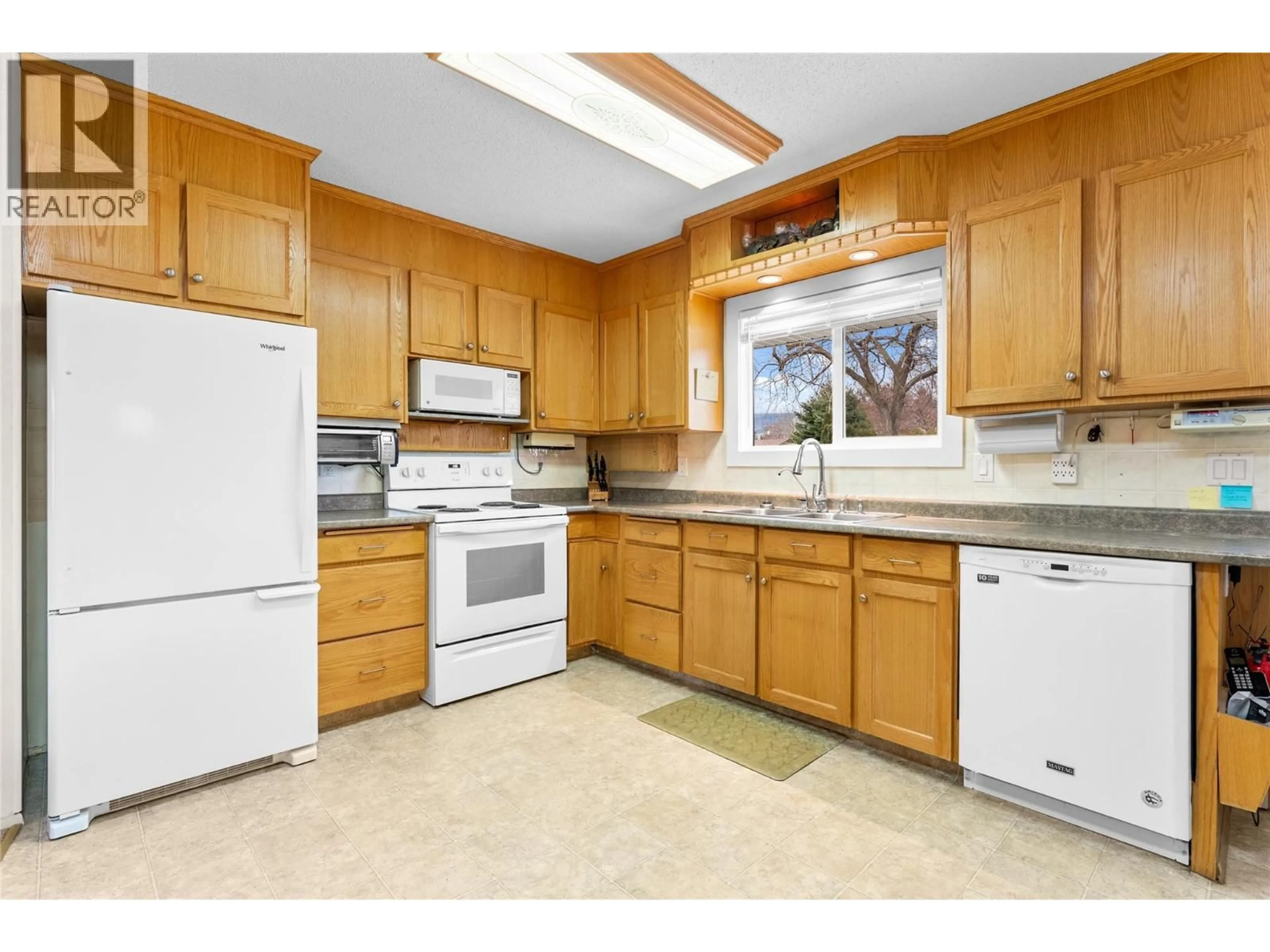 Standard kitchen, unknown for 1243 ALDON ROAD, Kelowna British Columbia V1X5A1