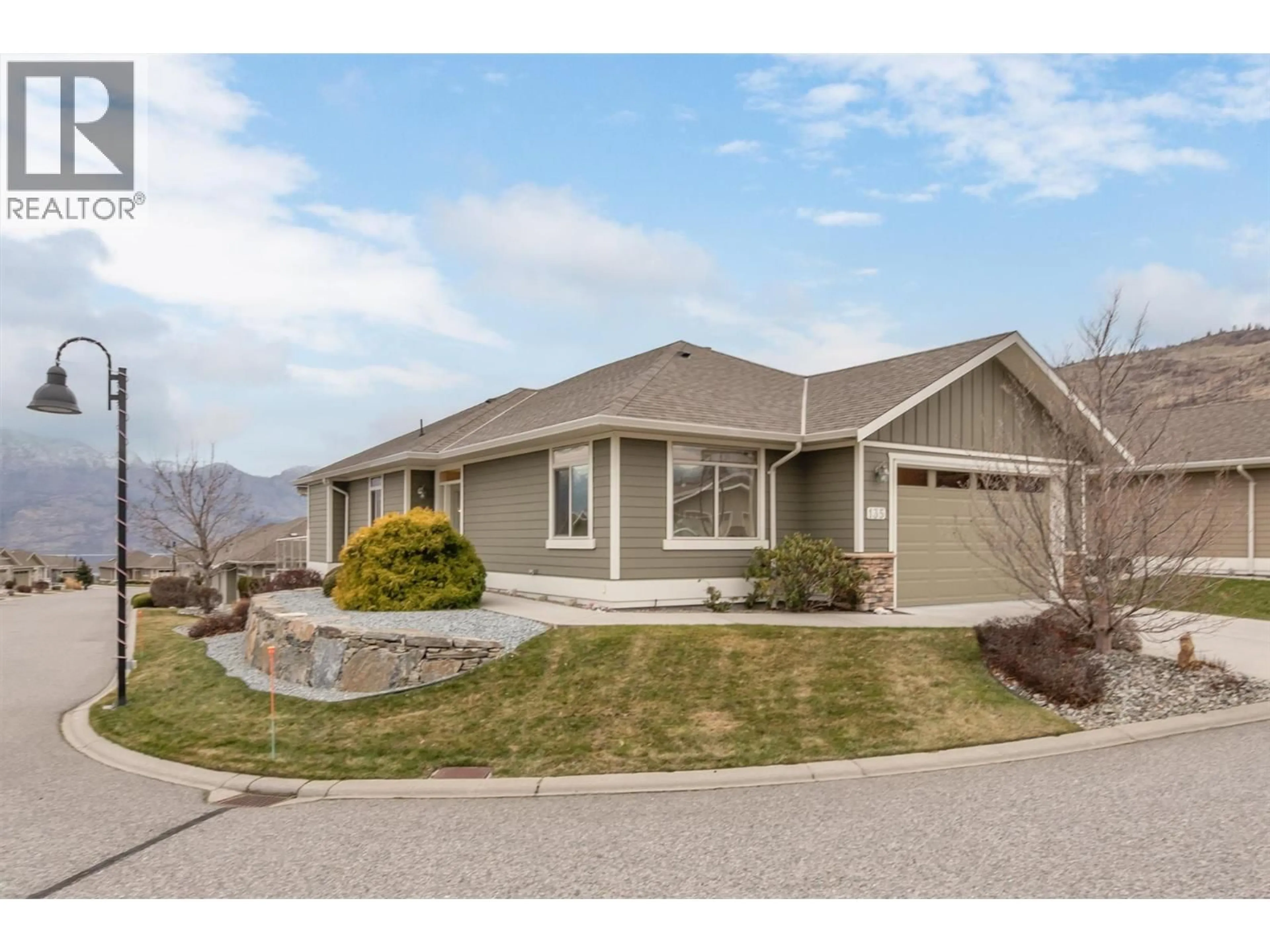 Home with vinyl exterior material, mountain view for 135 - 4035 GELLATLY ROAD SOUTH, West Kelowna British Columbia V4T1R7