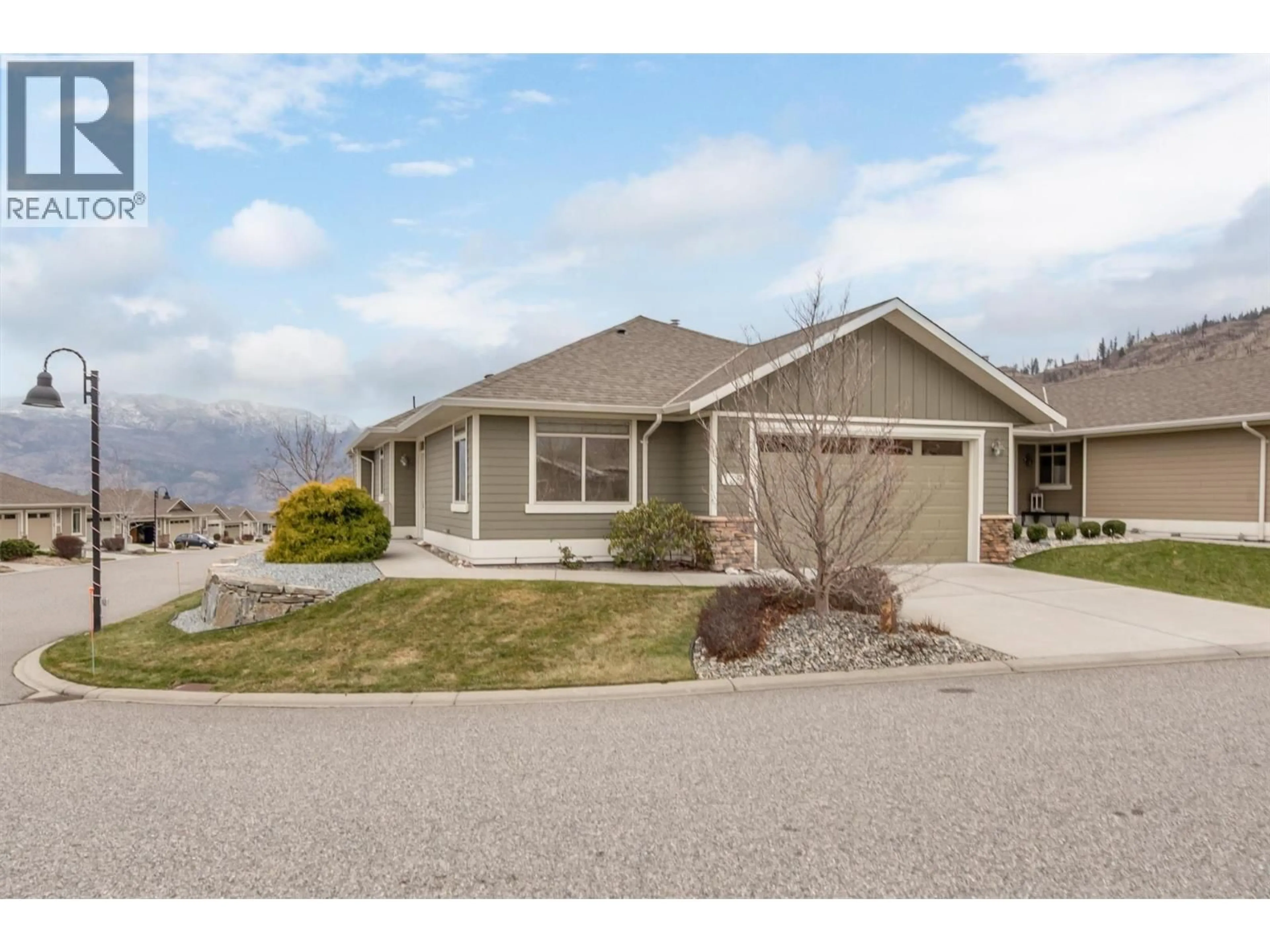 Home with vinyl exterior material, mountain view for 135 - 4035 GELLATLY ROAD SOUTH, West Kelowna British Columbia V4T1R7