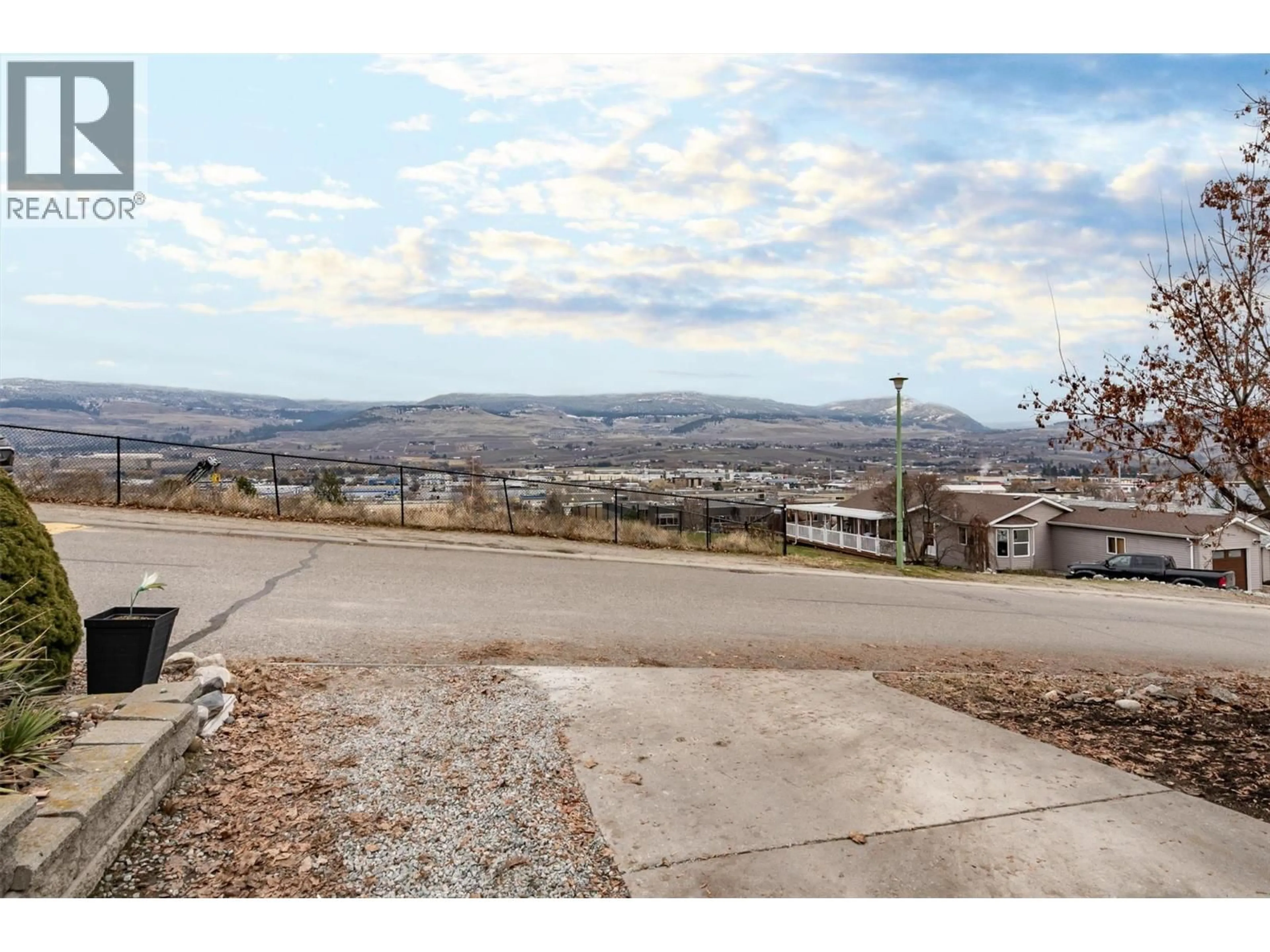 A pic from outside/outdoor area/front of a property/back of a property/a pic from drone, mountain view for 151 - 2550 HOLLYWOOD ROAD NORTH, Kelowna British Columbia V1V2S6