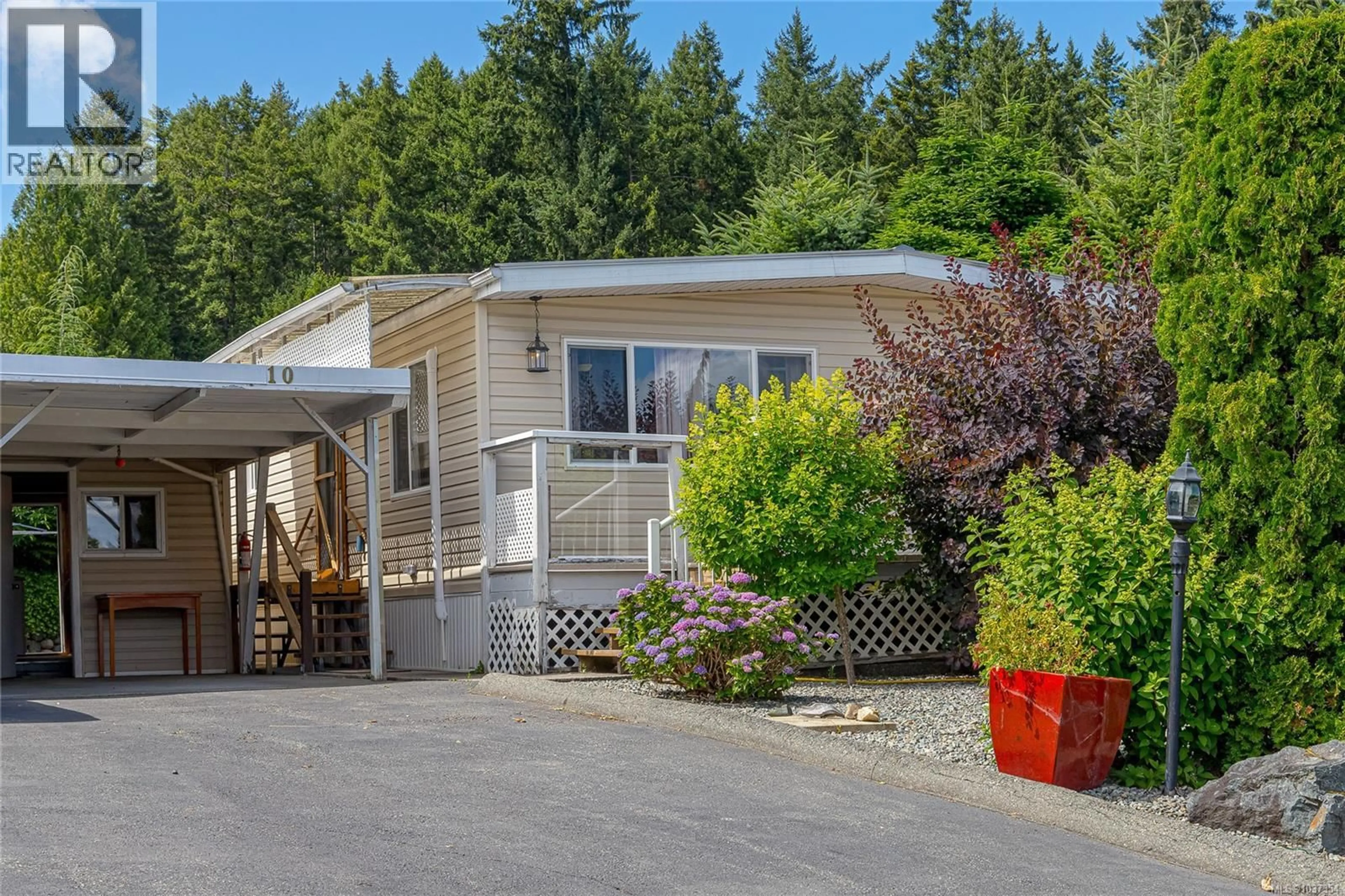 Home with vinyl exterior material, unknown for 10 - 10980 WESTDOWNE ROAD, Ladysmith British Columbia V9G1X2