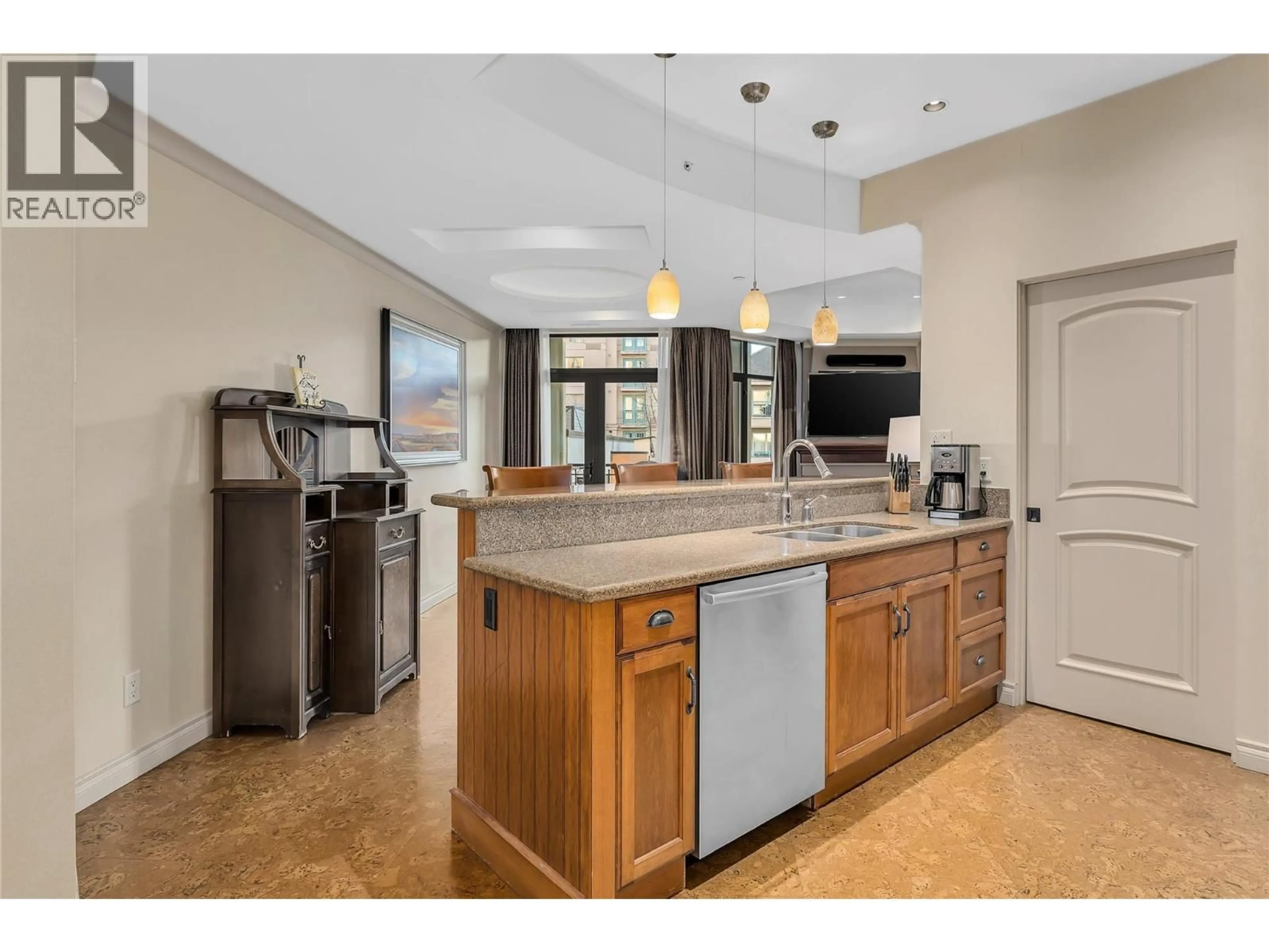 Open concept kitchen, ceramic/tile floor for 250 (K12) - 1288 WATER STREET, Kelowna British Columbia V1Y9P4
