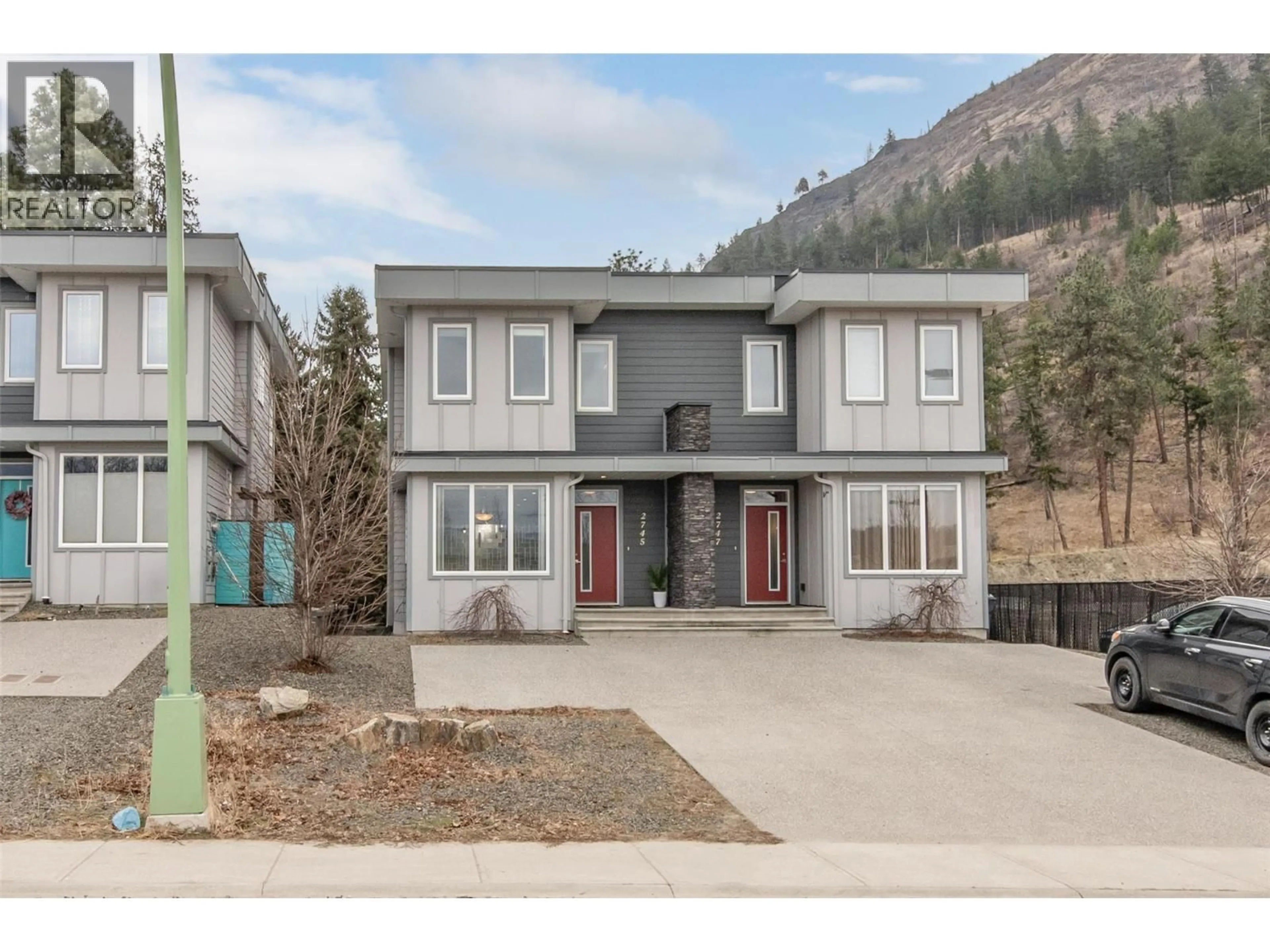 Home with vinyl exterior material, mountain view for 2745 HEWL ROAD, West Kelowna British Columbia V1Z4E7