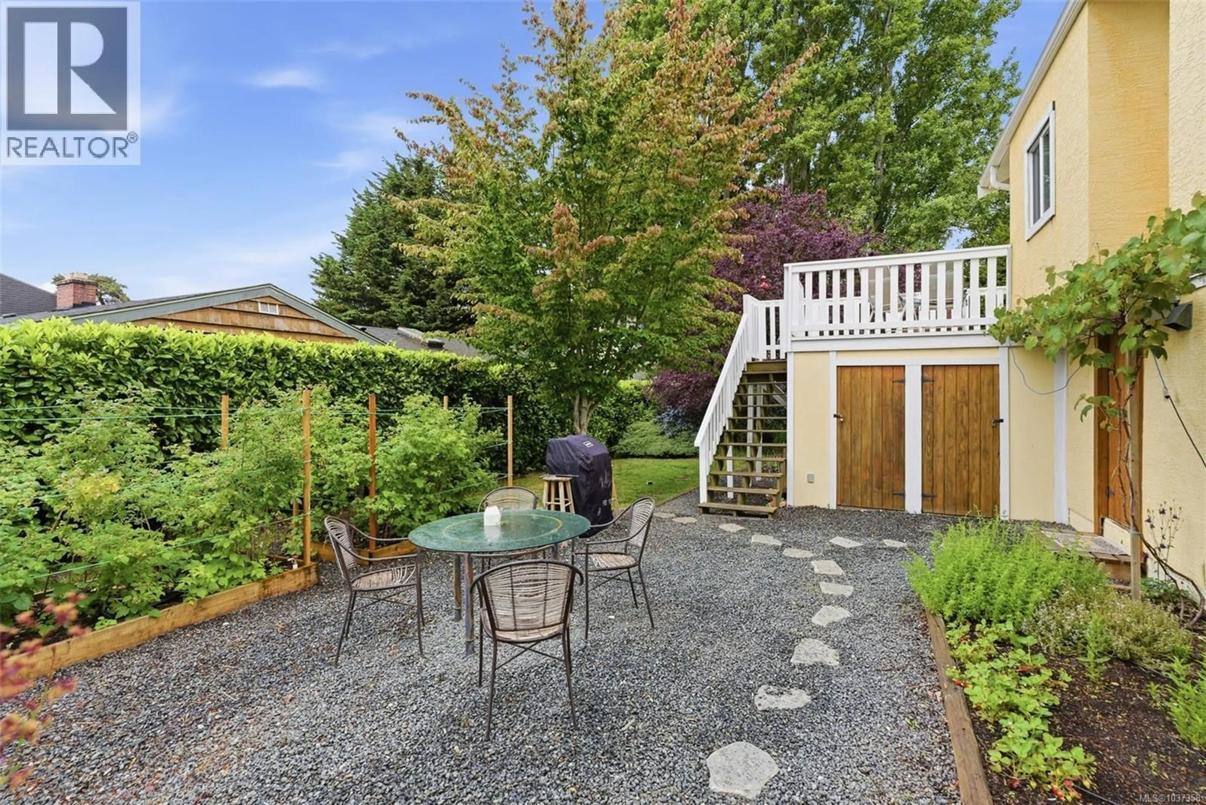 Patio, street for 3130 KINGSLEY STREET, Saanich British Columbia V8P4J4
