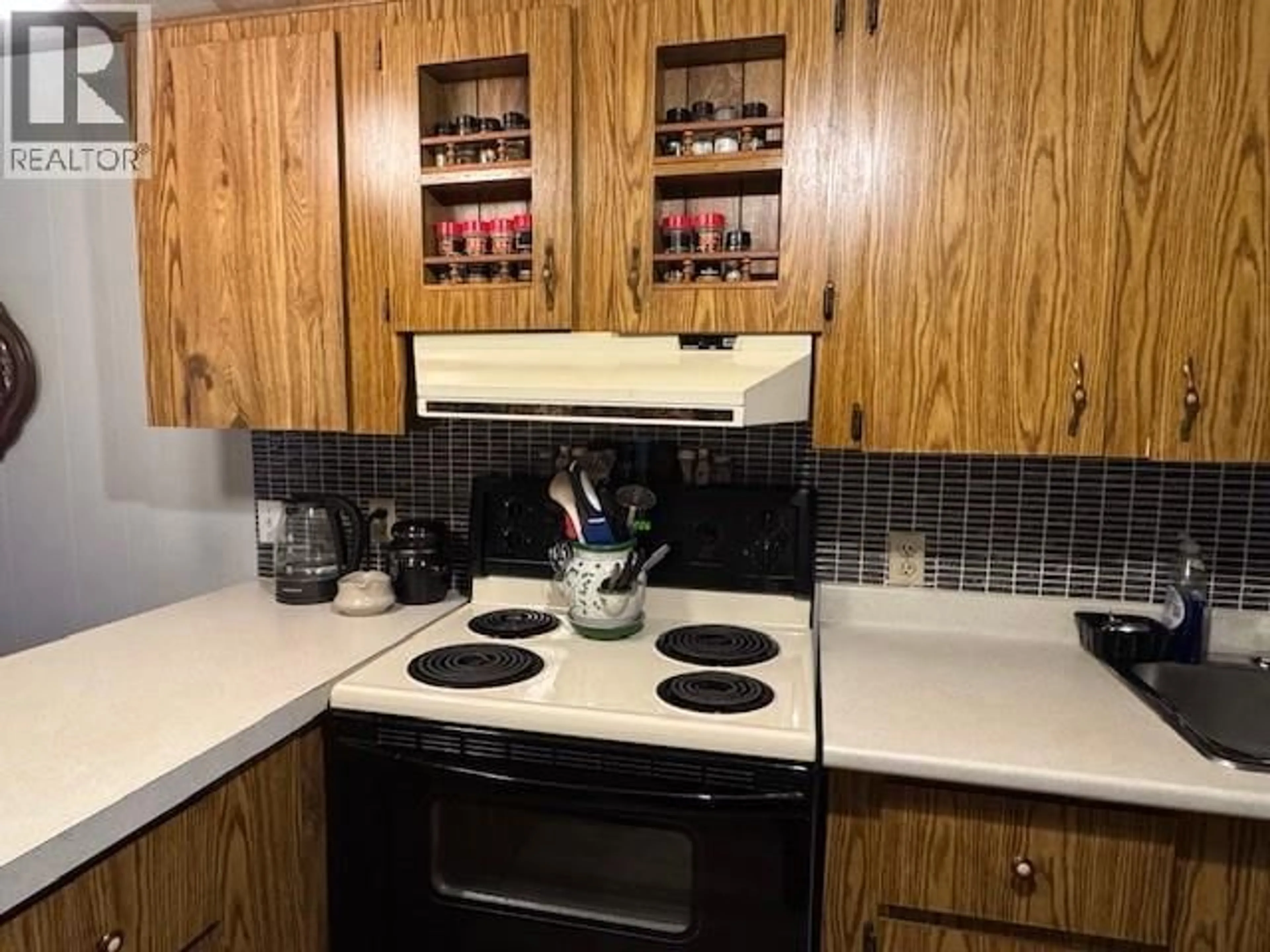 Standard kitchen, unknown for 3 - 746 THOMPSON AVENUE, Chase British Columbia V0E1M0