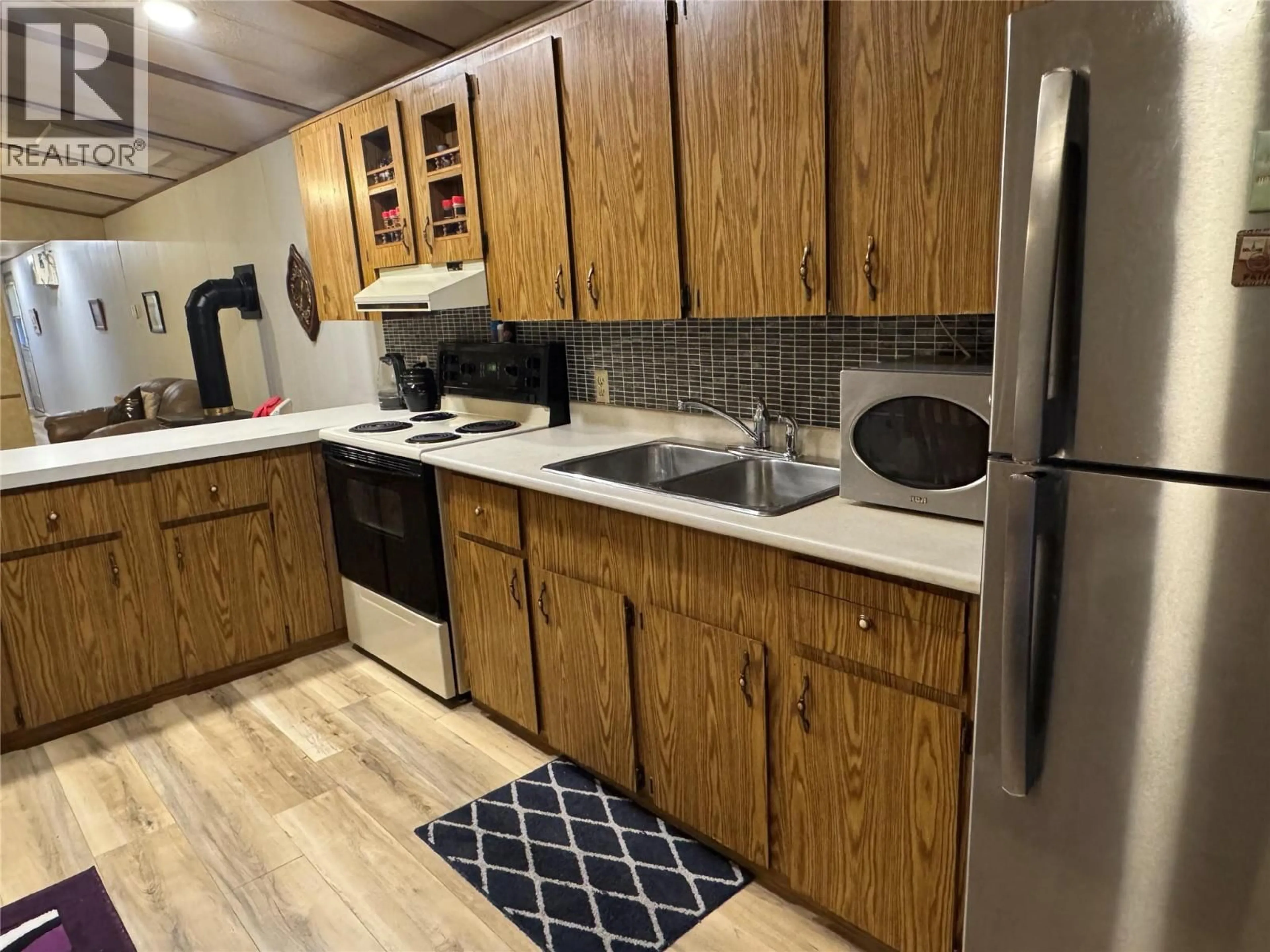 Standard kitchen, unknown for 3 - 746 THOMPSON AVENUE, Chase British Columbia V0E1M0