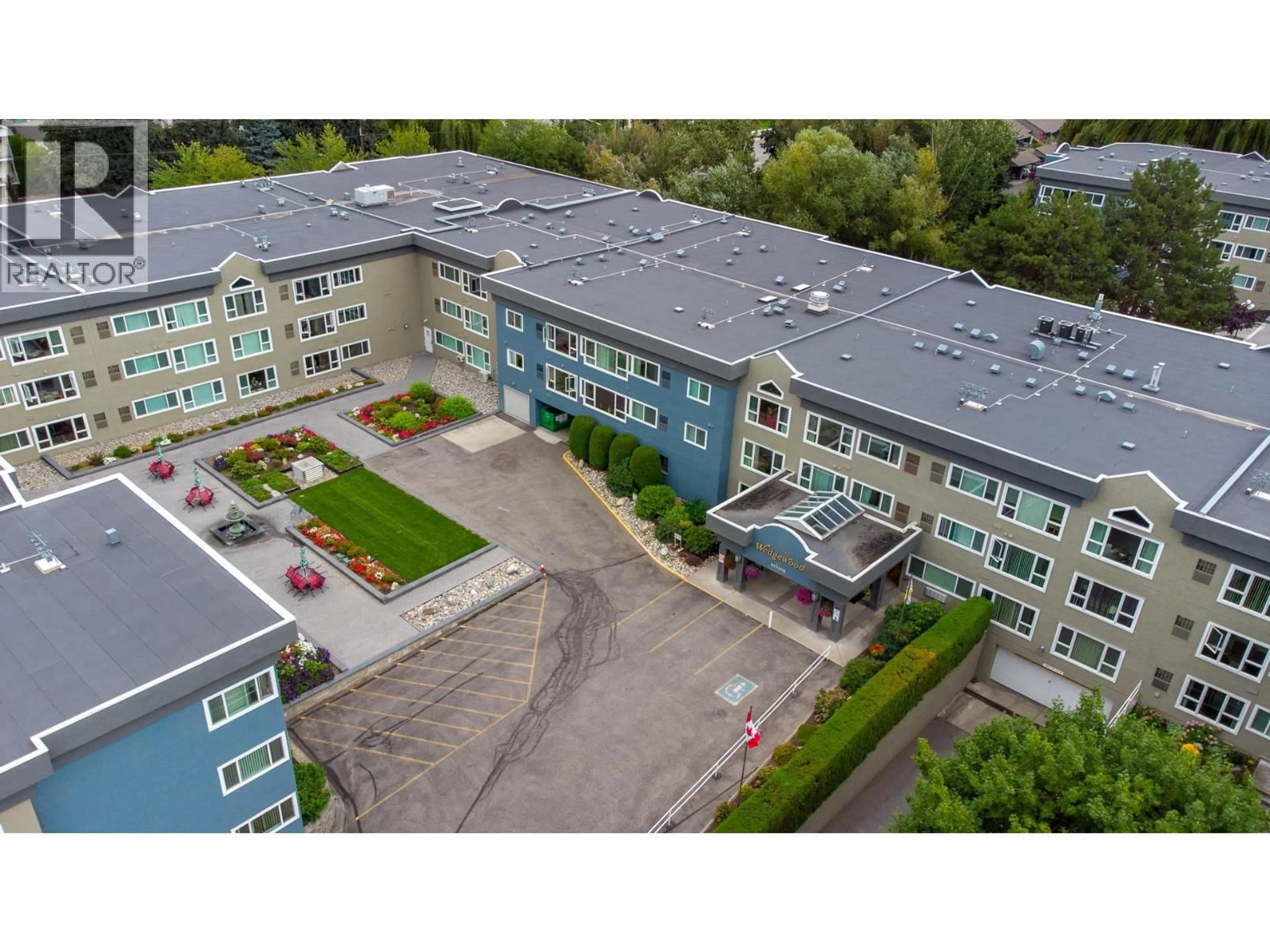 A pic from outside/outdoor area/front of a property/back of a property/a pic from drone, building for 328 - 1045 SUTHERLAND AVENUE, Kelowna British Columbia V1Y5Y1