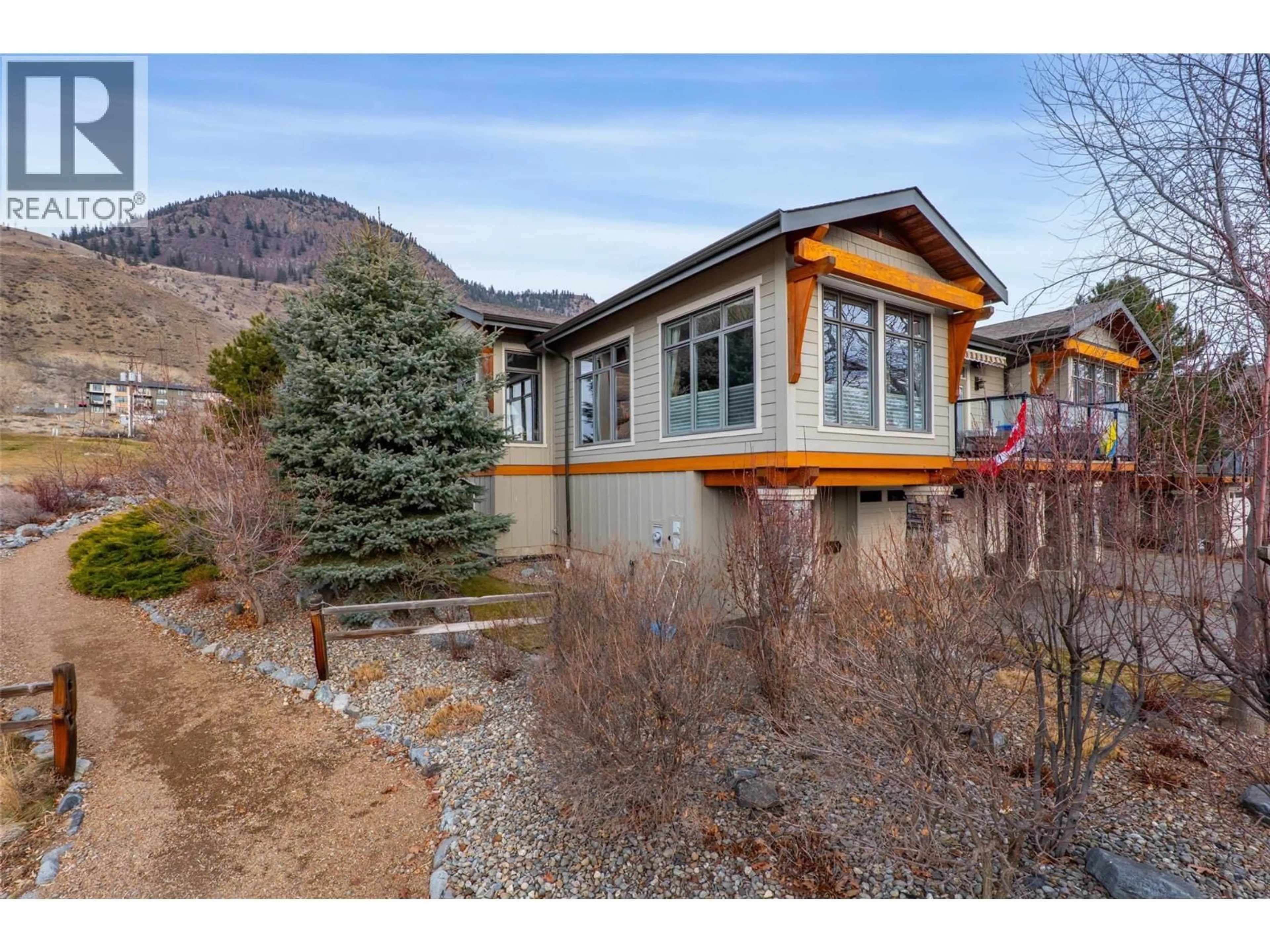 Home with vinyl exterior material, mountain view for 1590 GOLF RIDGE DRIVE, Kamloops British Columbia V2H0A5