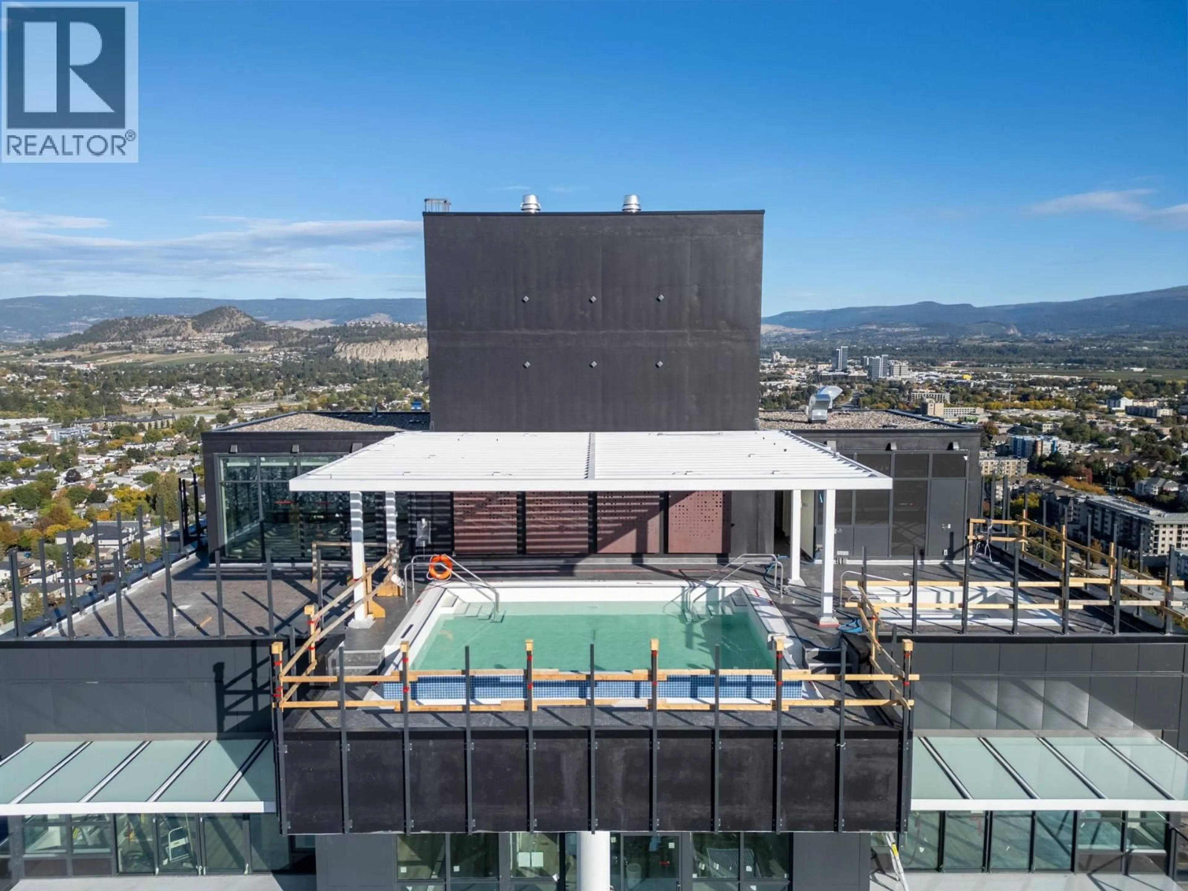 Pool for 1109 - 1488 BERTRAM STREET, Kelowna British Columbia V1Y0M6