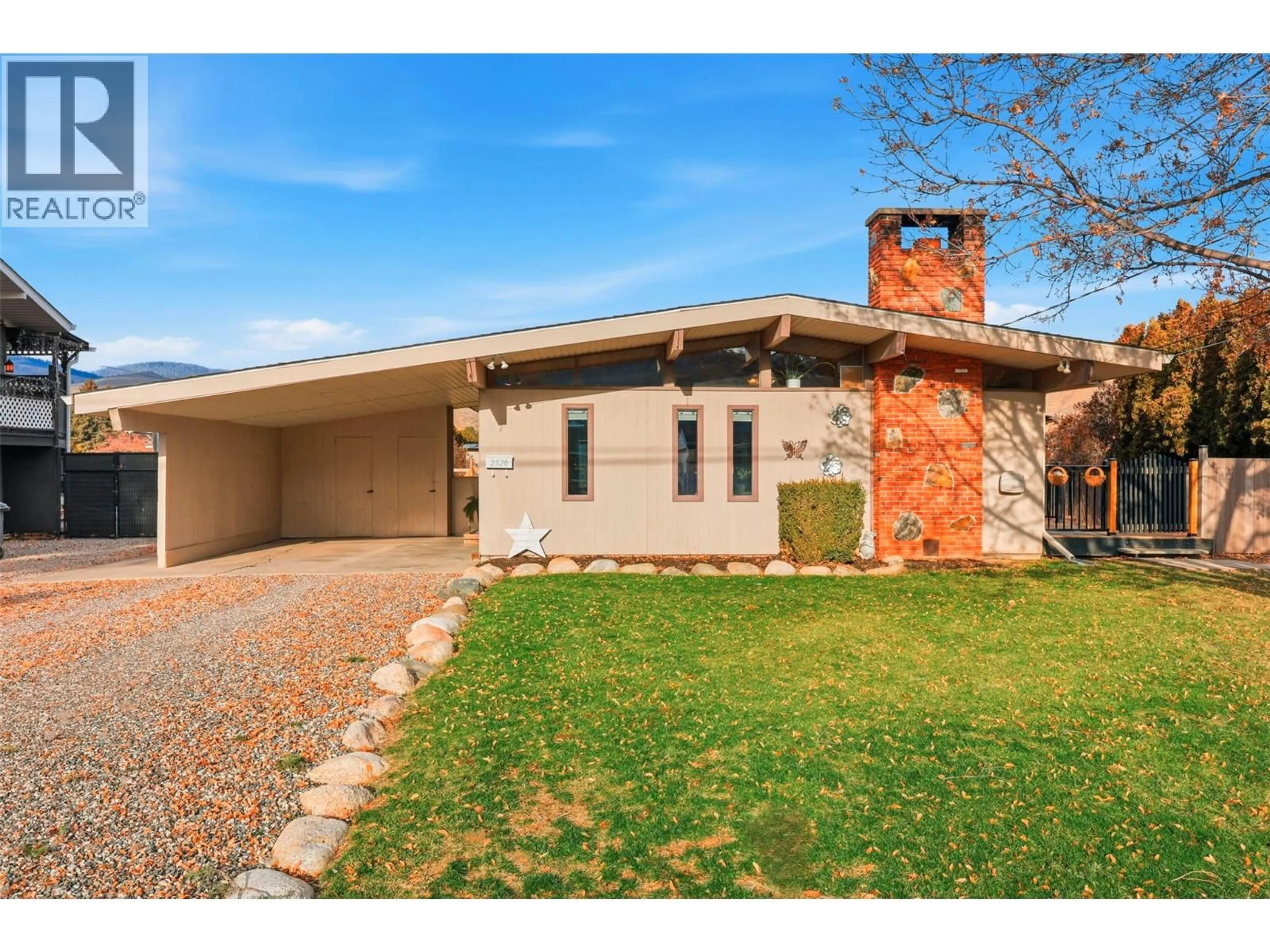 Home with brick exterior material, street for 2520 GLENVIEW AVENUE, Kamloops British Columbia V2B1P2