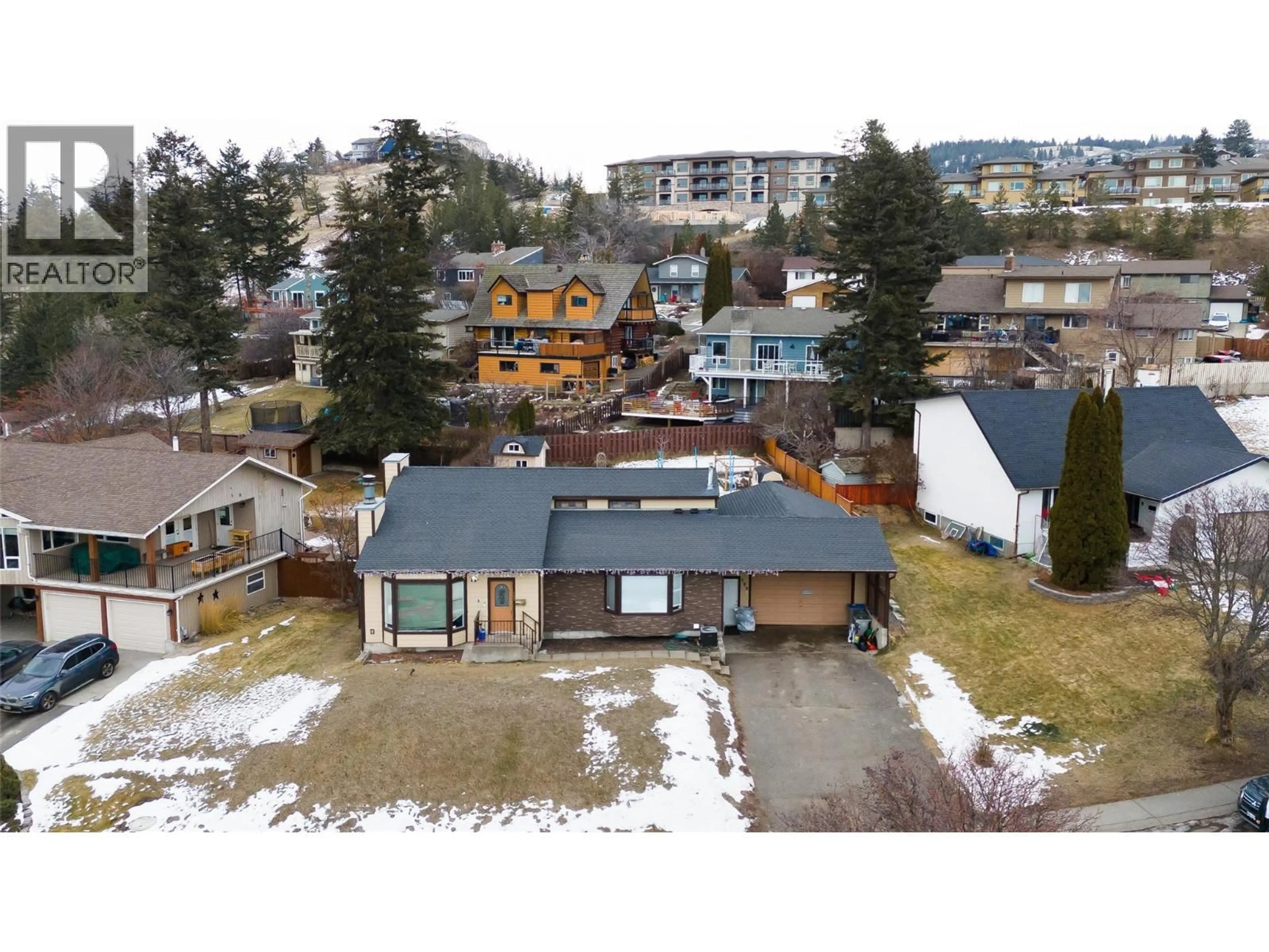A pic from outside/outdoor area/front of a property/back of a property/a pic from drone, mountain view for 755 FLEMING DRIVE, Kamloops British Columbia V1S1A2